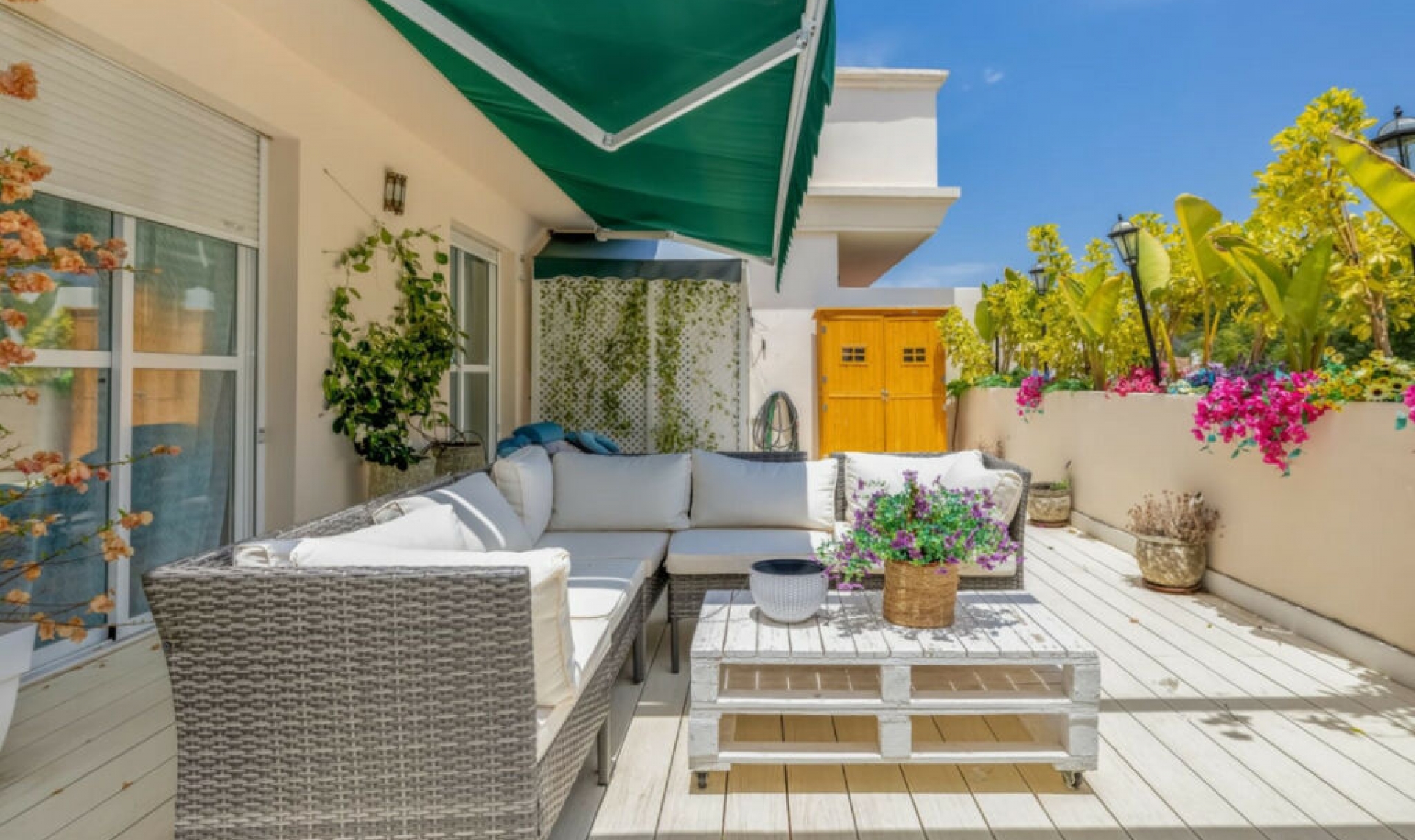 Resale - Apartment -
Nueva Andalucía