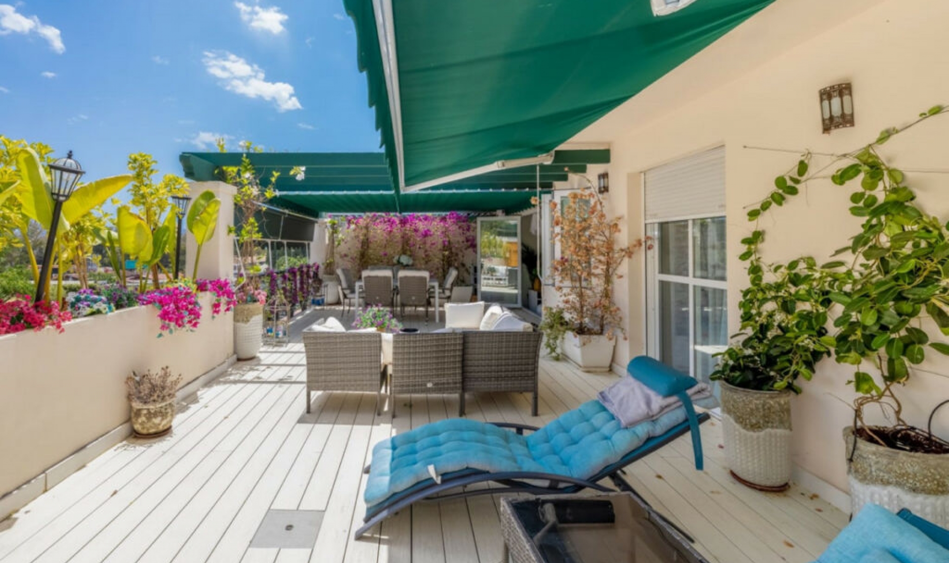 Resale - Apartment -
Nueva Andalucía