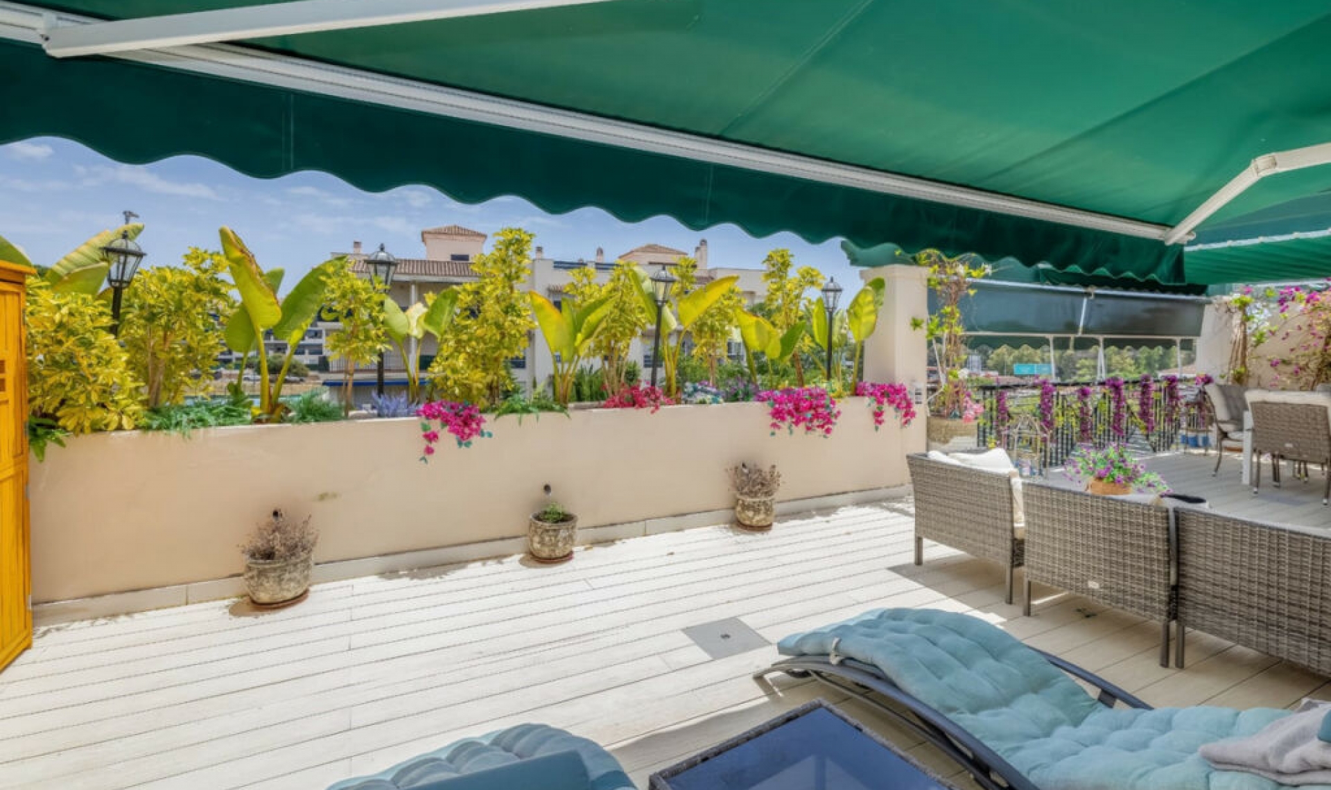 Resale - Apartment -
Nueva Andalucía