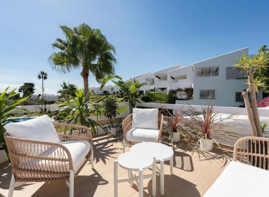 Resale - Apartment -
Nueva Andalucía