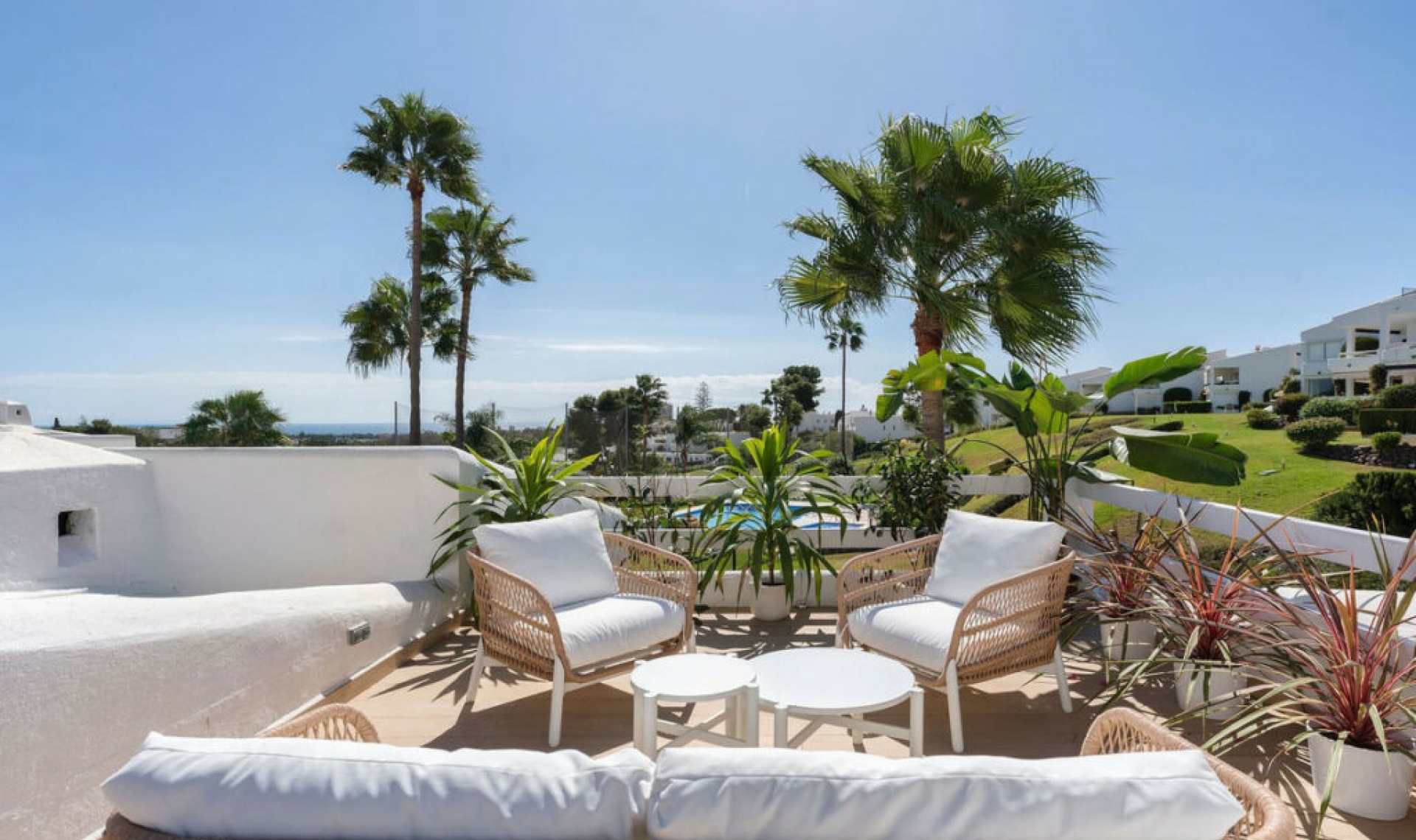 Resale - Apartment -
Nueva Andalucía