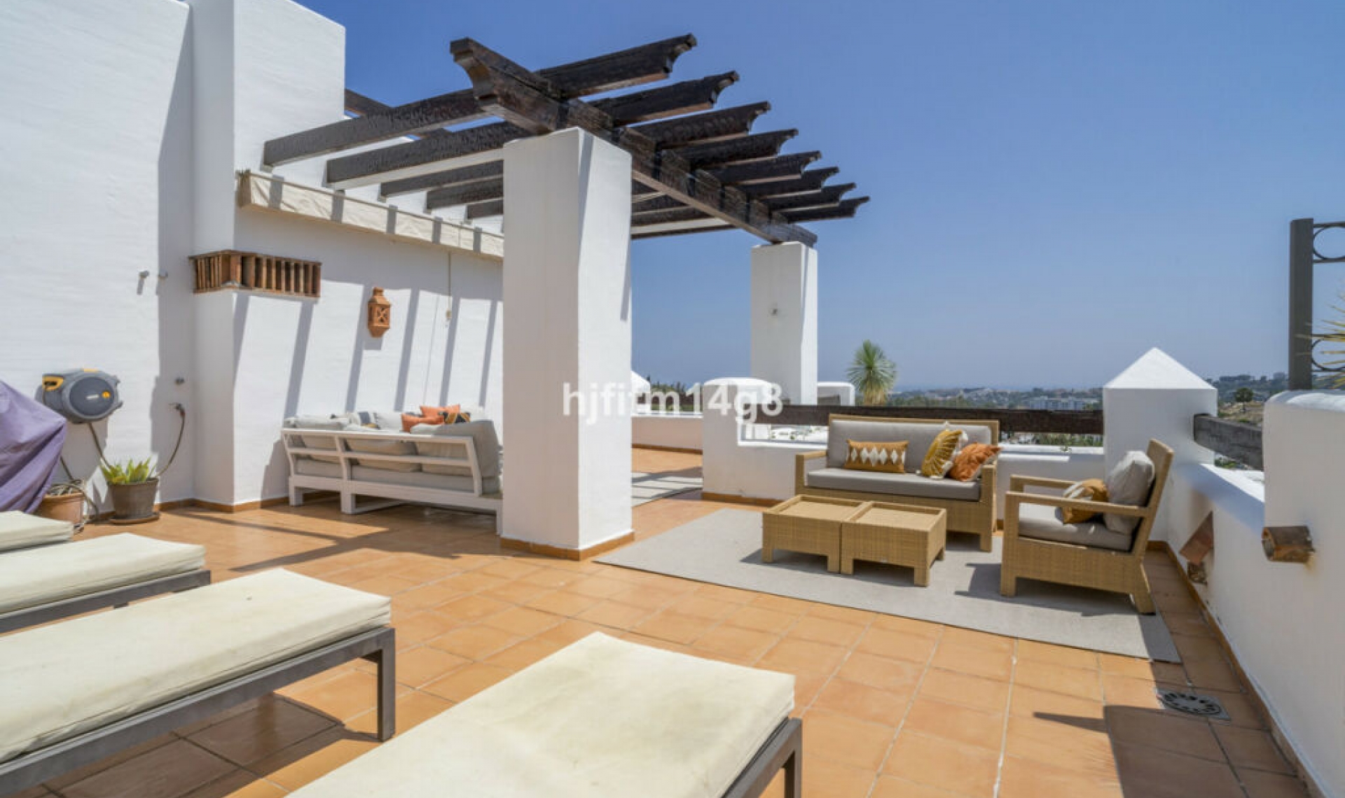 Resale - Apartment -
Nueva Andalucía