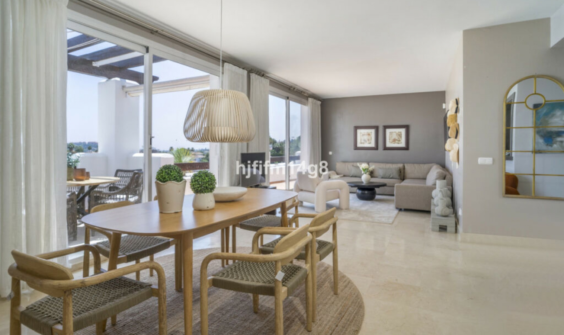 Resale - Apartment -
Nueva Andalucía