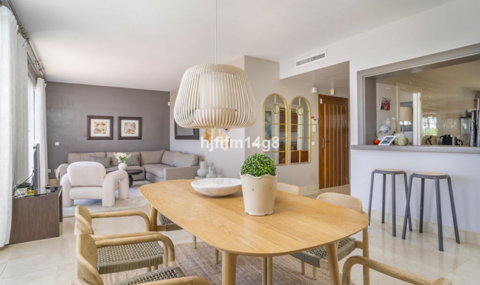 Resale - Apartment -
Nueva Andalucía