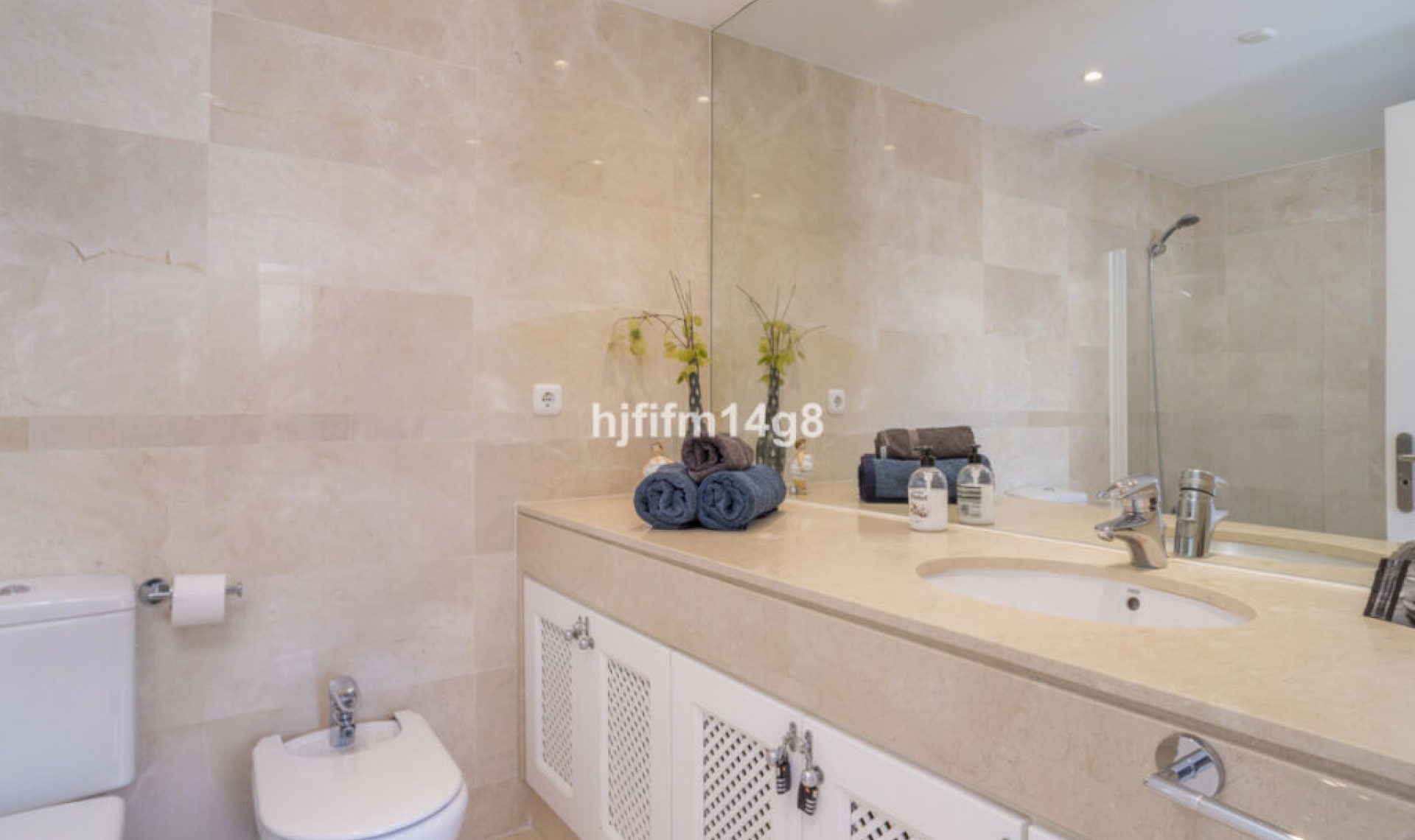 Resale - Apartment -
Nueva Andalucía