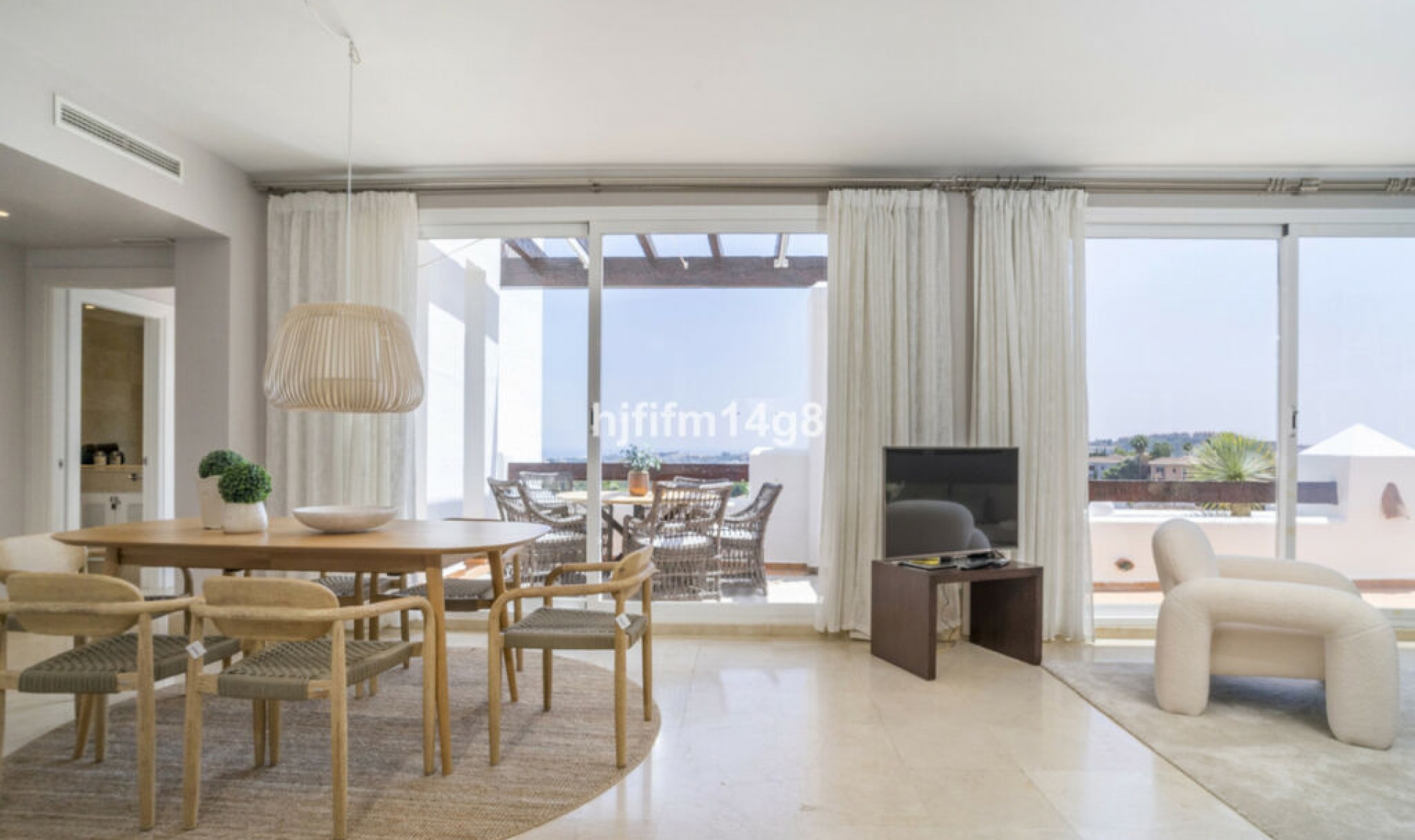 Resale - Apartment -
Nueva Andalucía