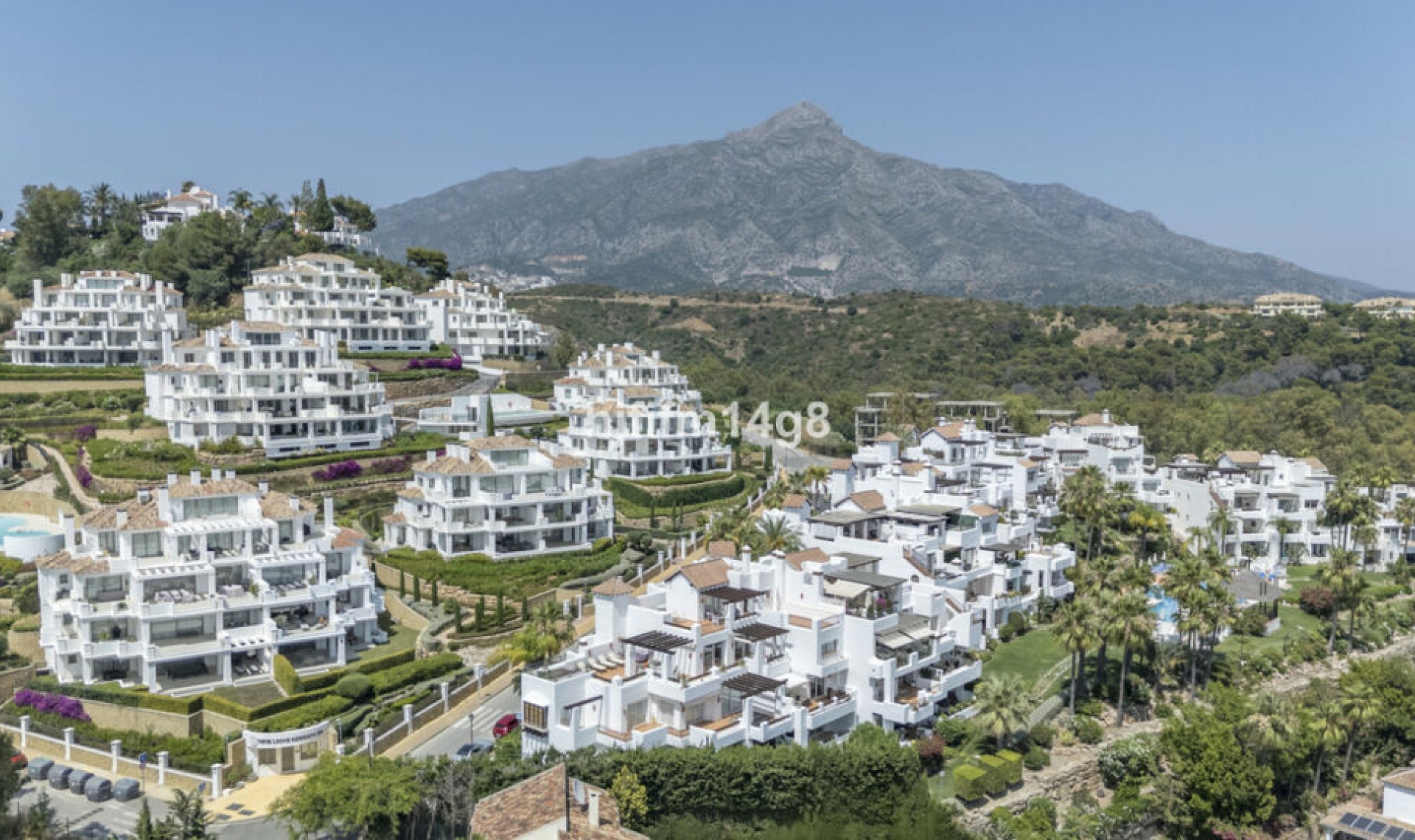 Resale - Apartment -
Nueva Andalucía