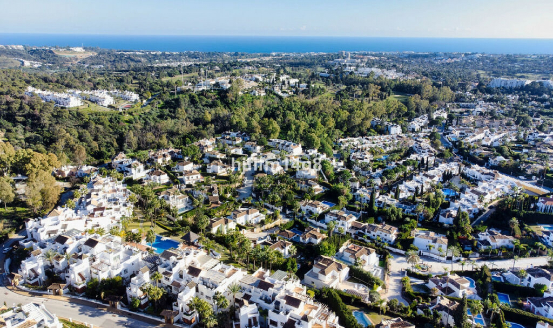 Resale - Apartment -
Nueva Andalucía