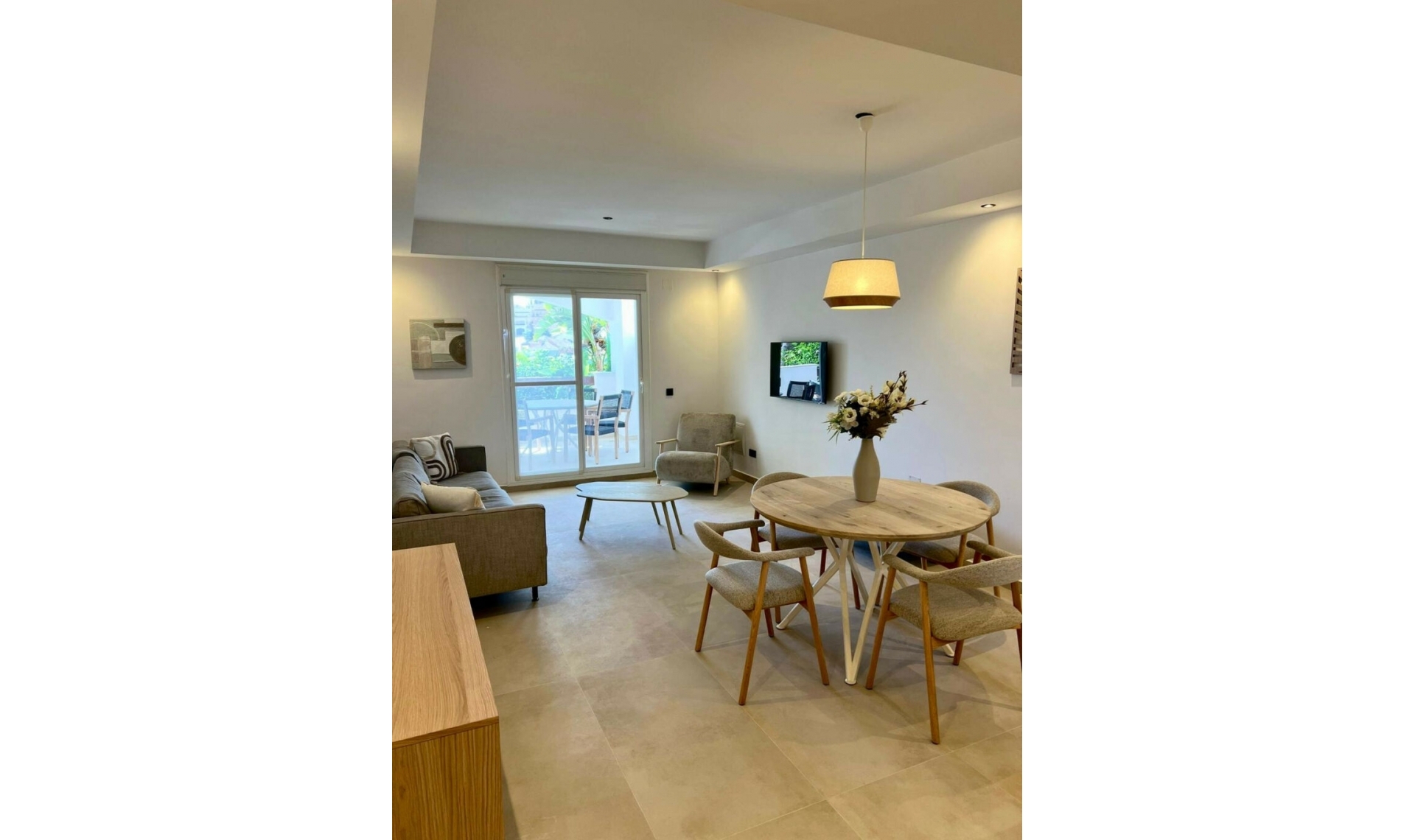 Resale - Apartment -
Nueva Andalucía