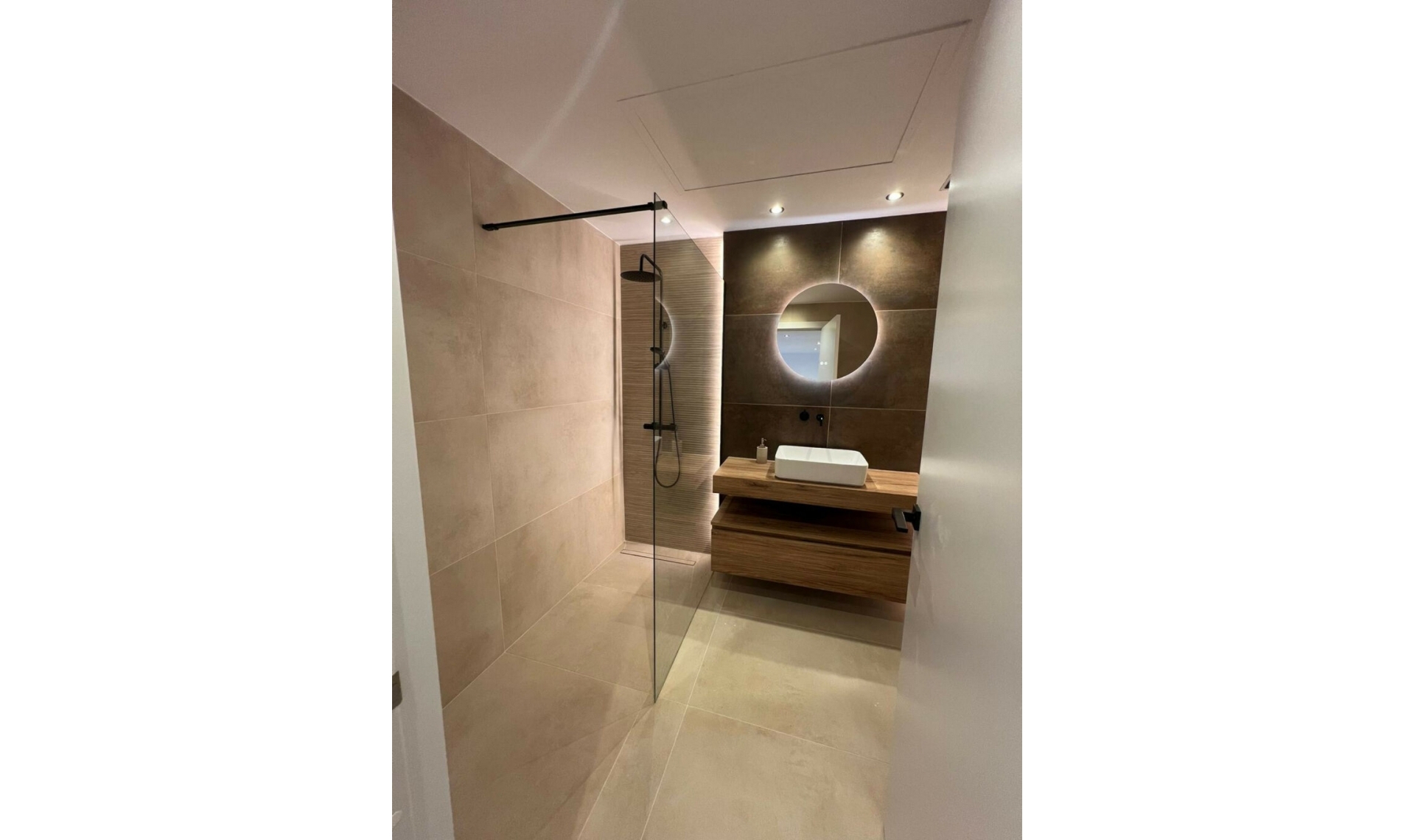 Resale - Apartment -
Nueva Andalucía