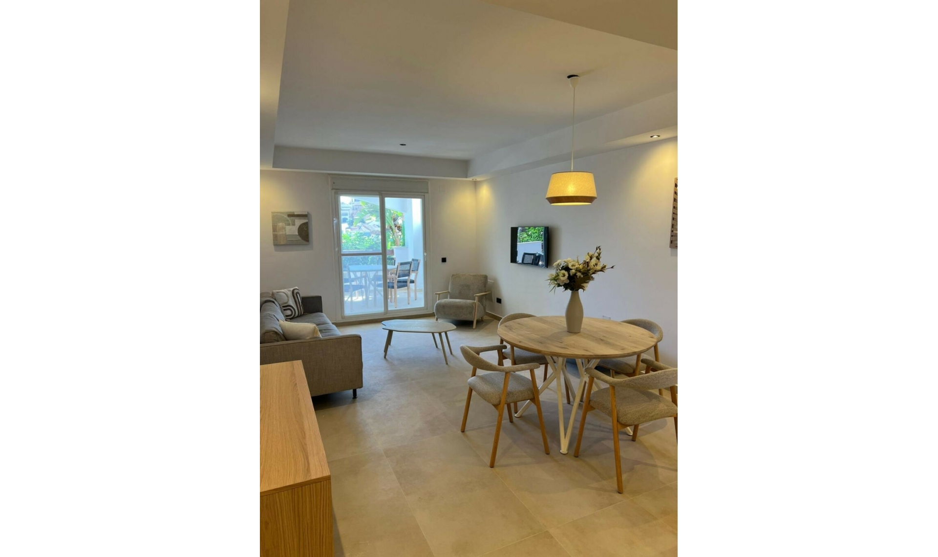 Resale - Apartment -
Nueva Andalucía