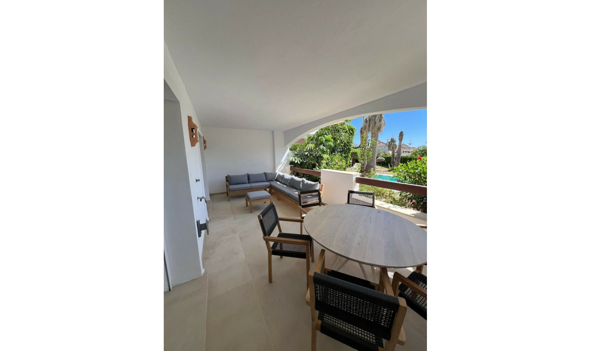 Resale - Apartment -
Nueva Andalucía
