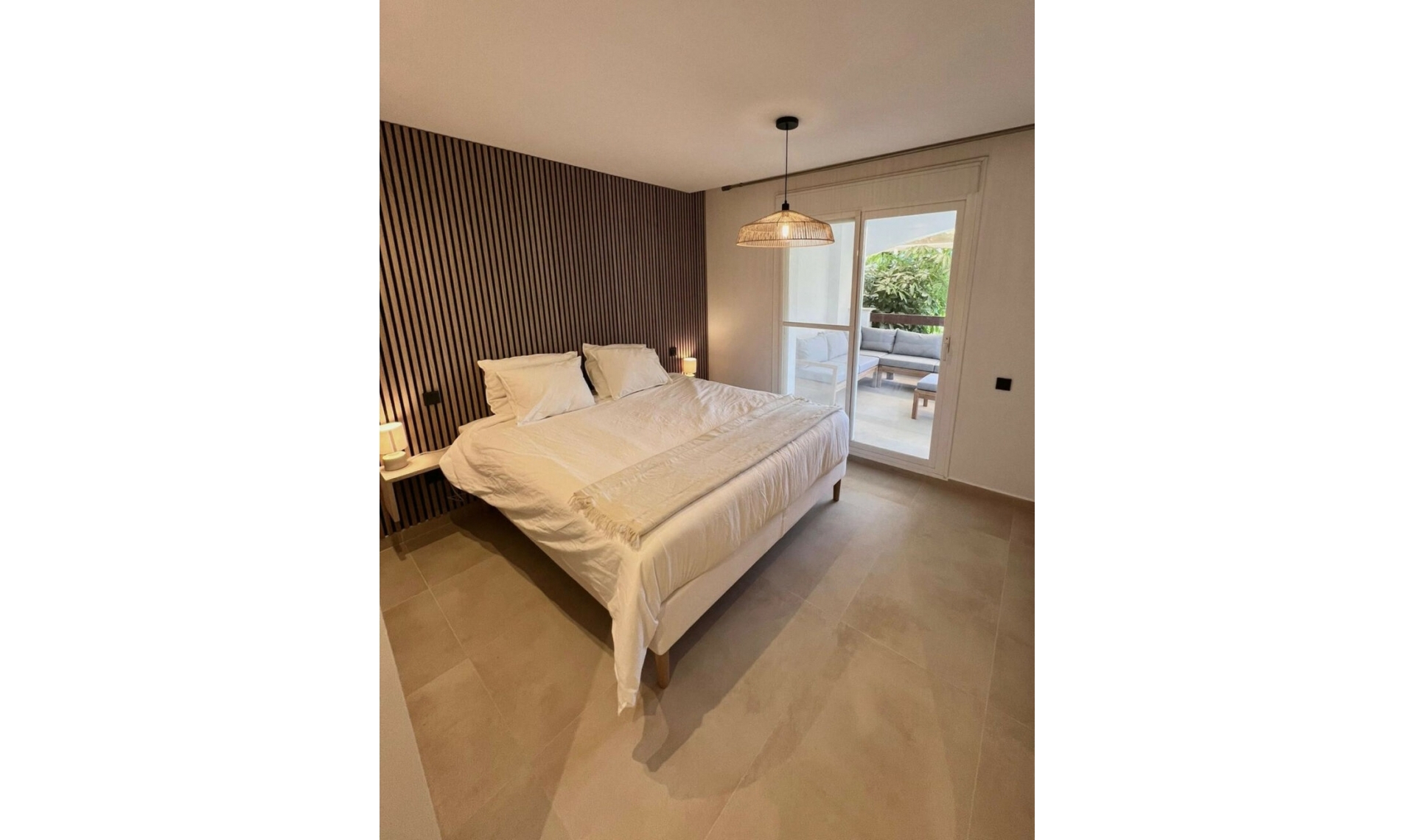 Resale - Apartment -
Nueva Andalucía