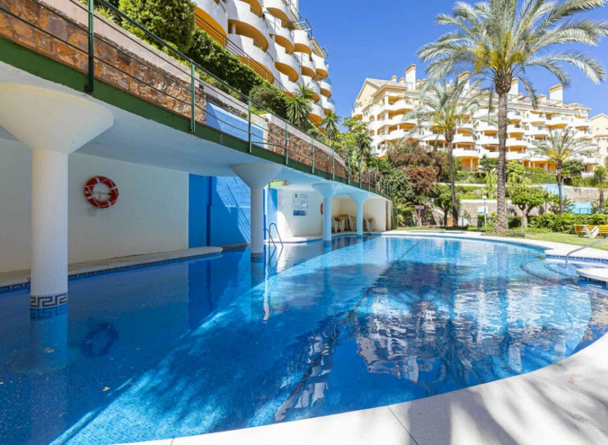 Resale - Apartment -
Nueva Andalucía
