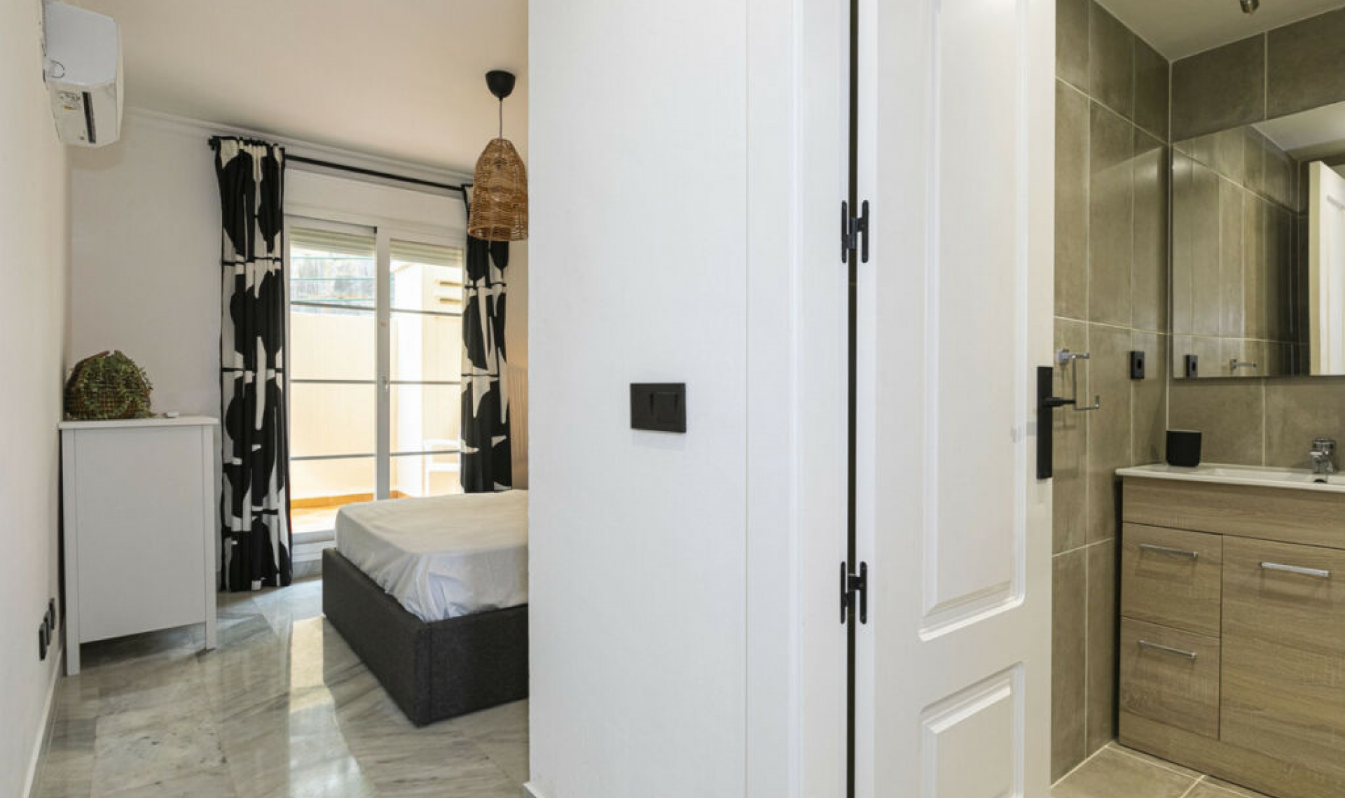 Resale - Apartment -
Nueva Andalucía