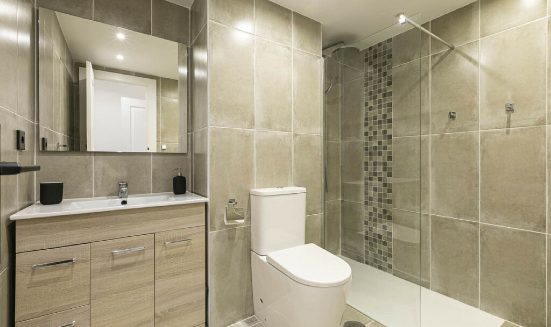 Resale - Apartment -
Nueva Andalucía