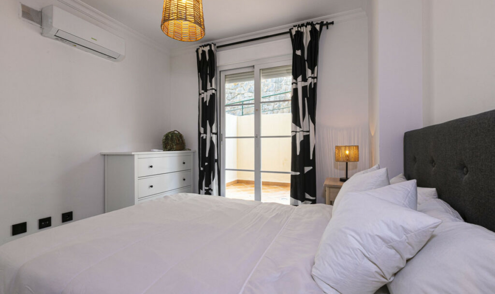 Resale - Apartment -
Nueva Andalucía