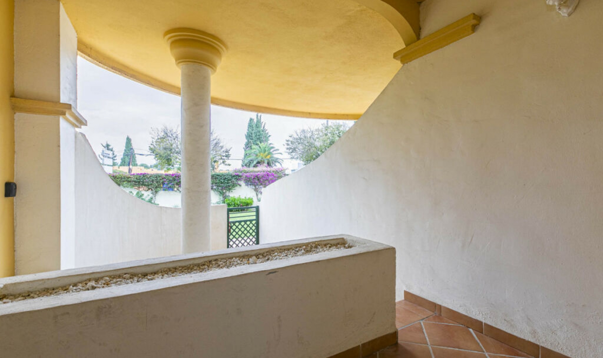 Resale - Apartment -
Nueva Andalucía