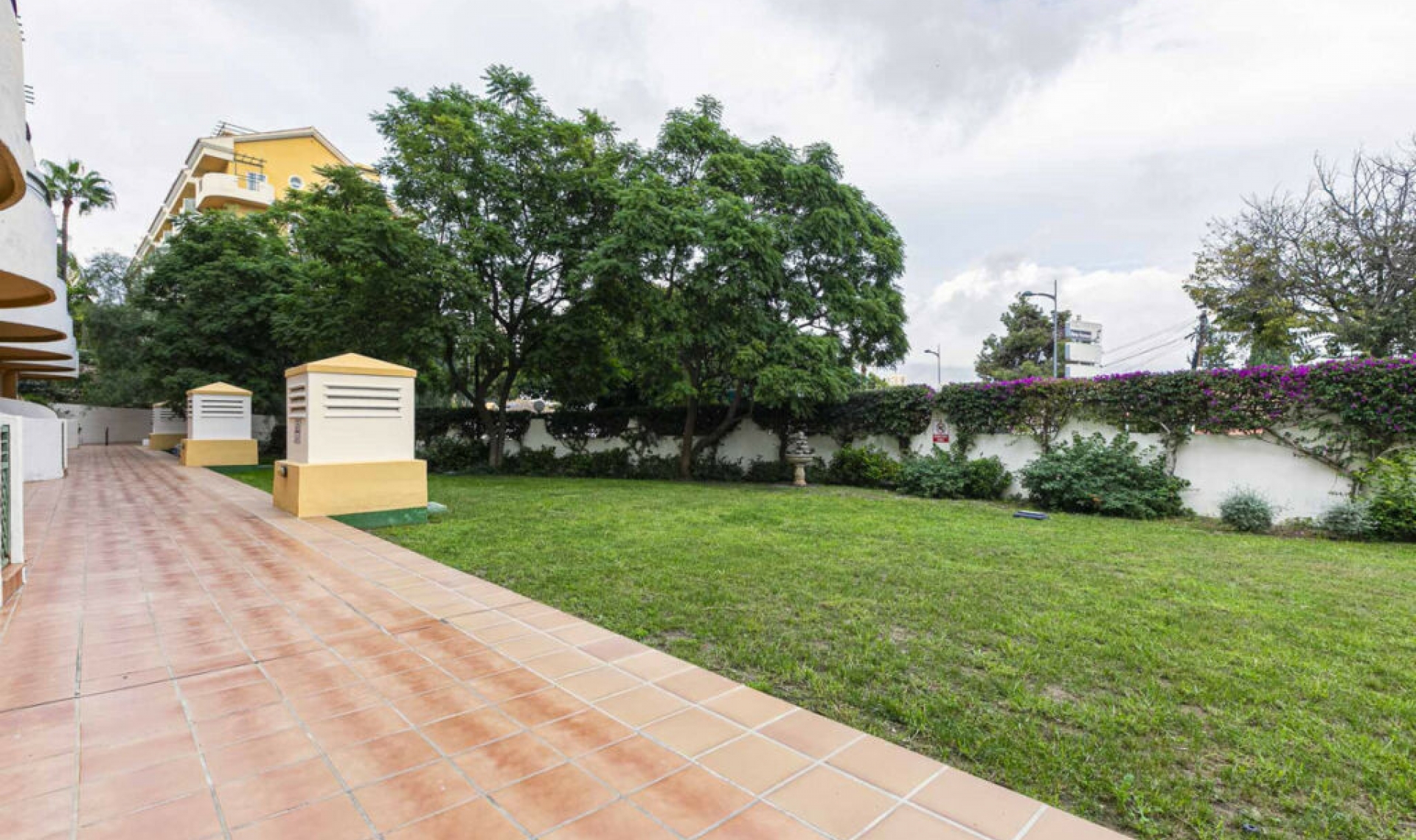 Resale - Apartment -
Nueva Andalucía