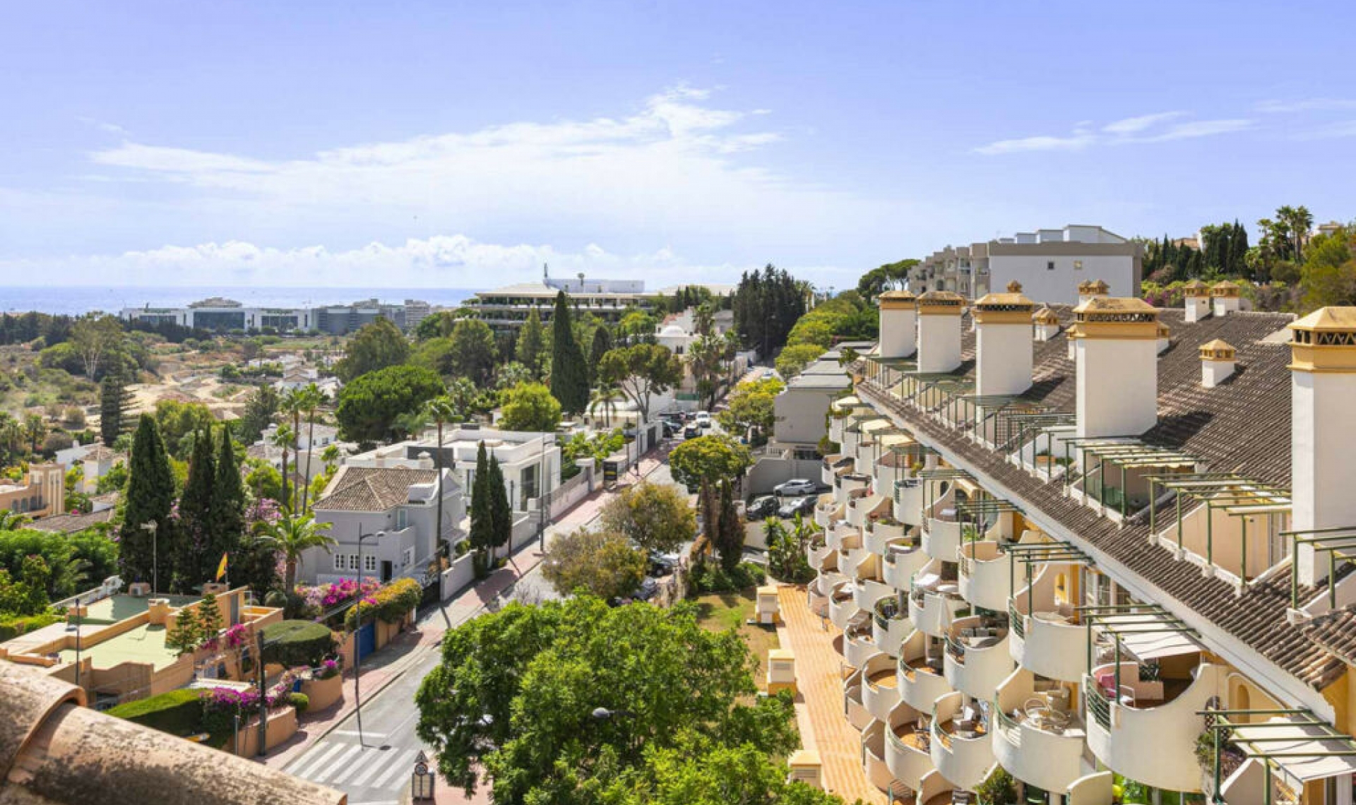 Resale - Apartment -
Nueva Andalucía
