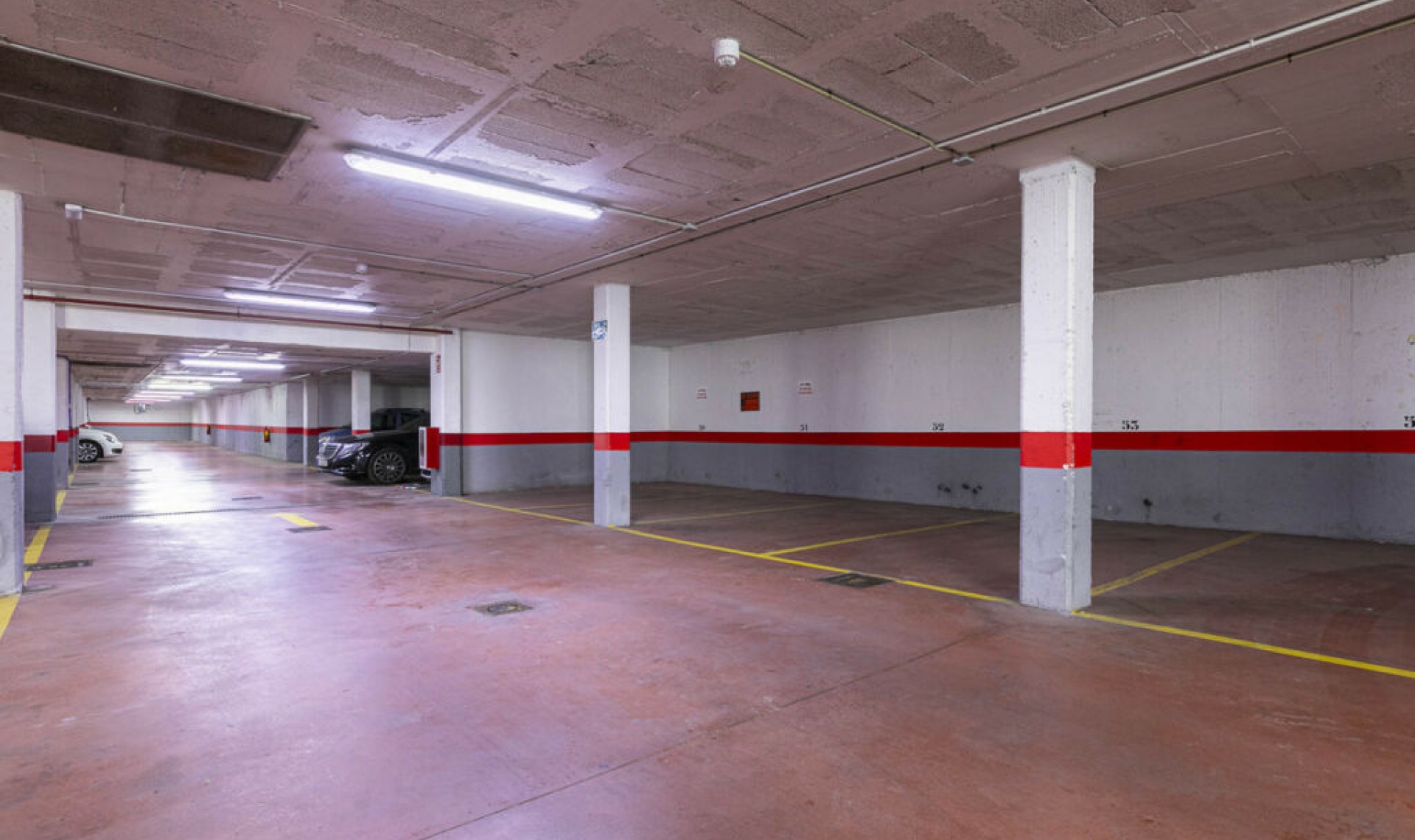 Resale - Apartment -
Nueva Andalucía