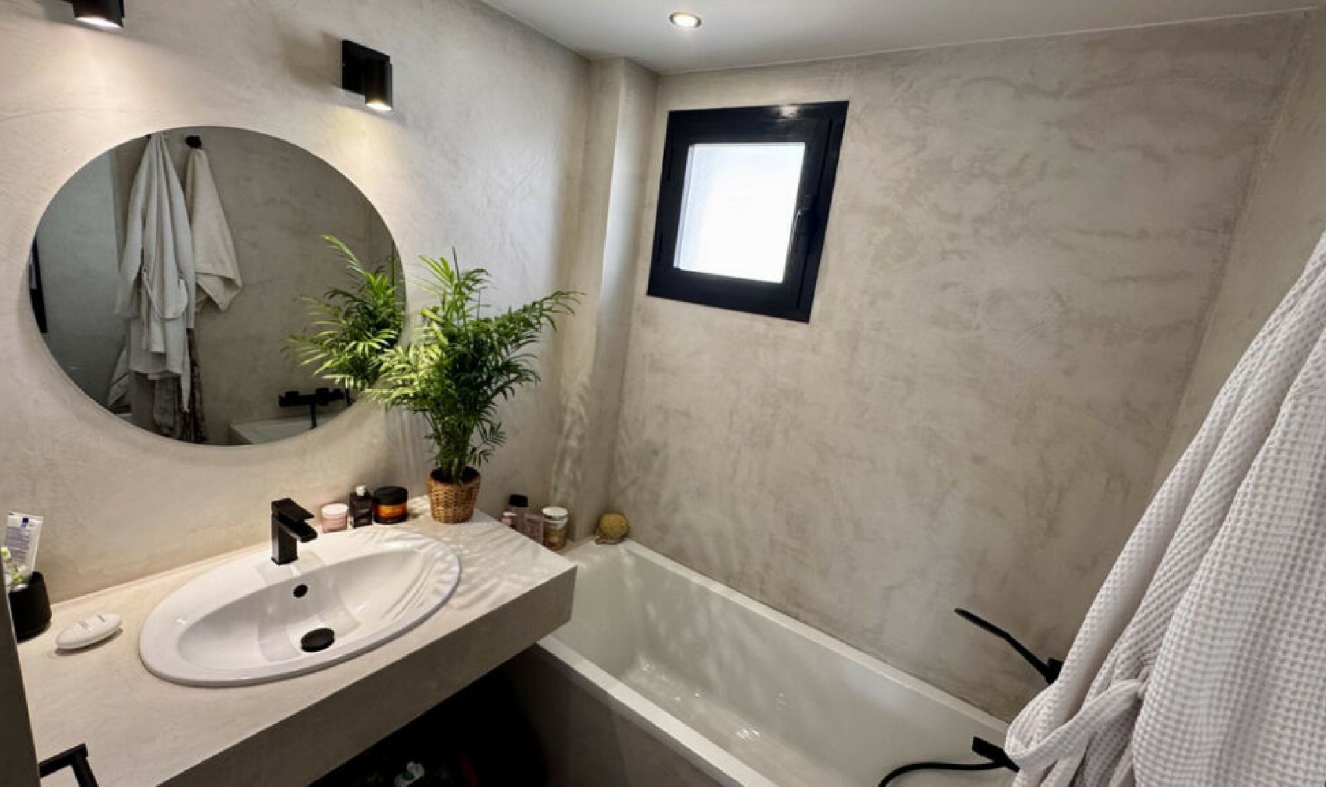 Resale - Apartment -
Nueva Andalucía