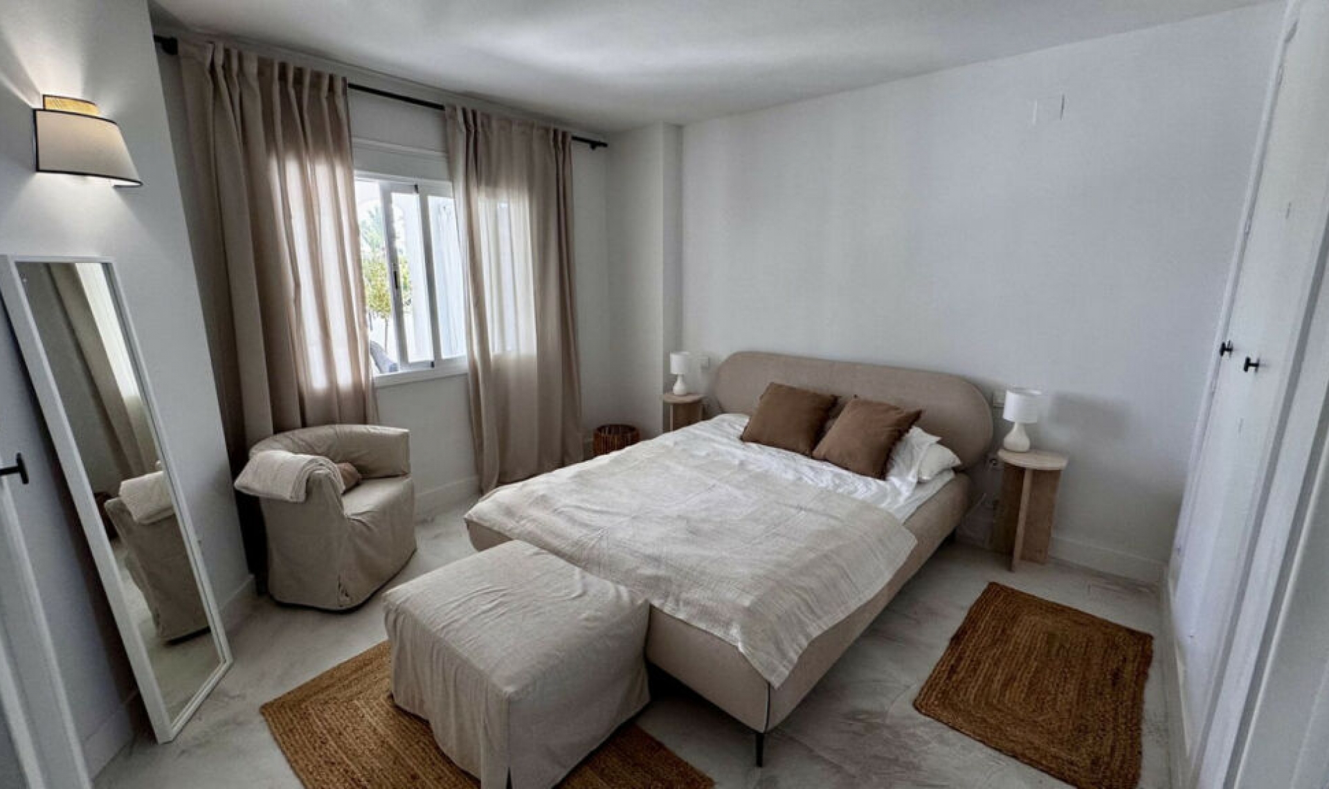 Resale - Apartment -
Nueva Andalucía