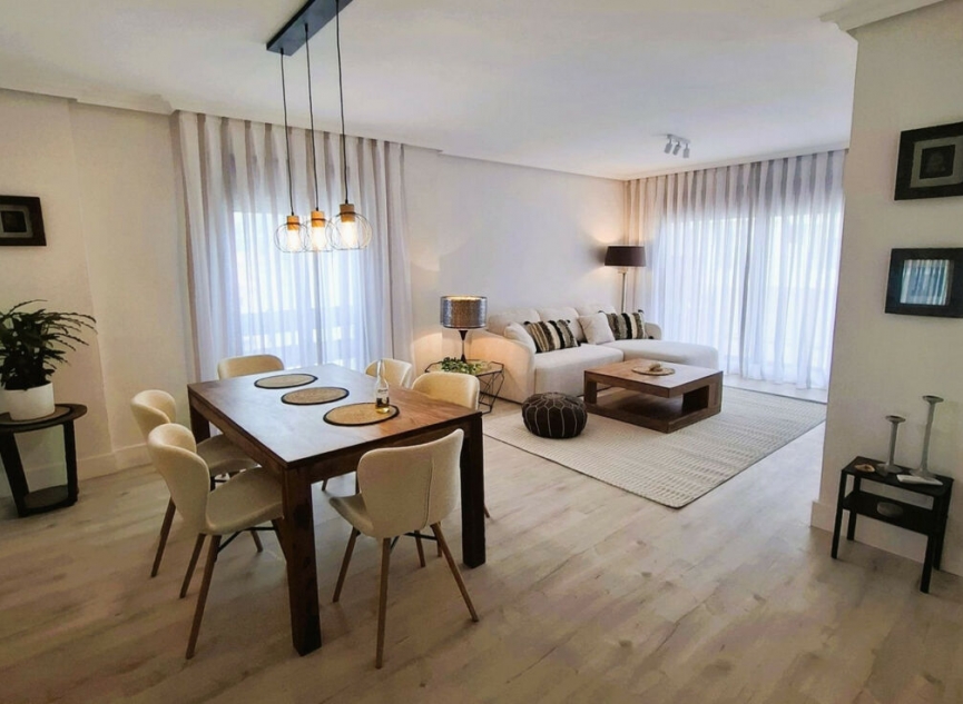 Resale - Apartment -
Nueva Andalucía