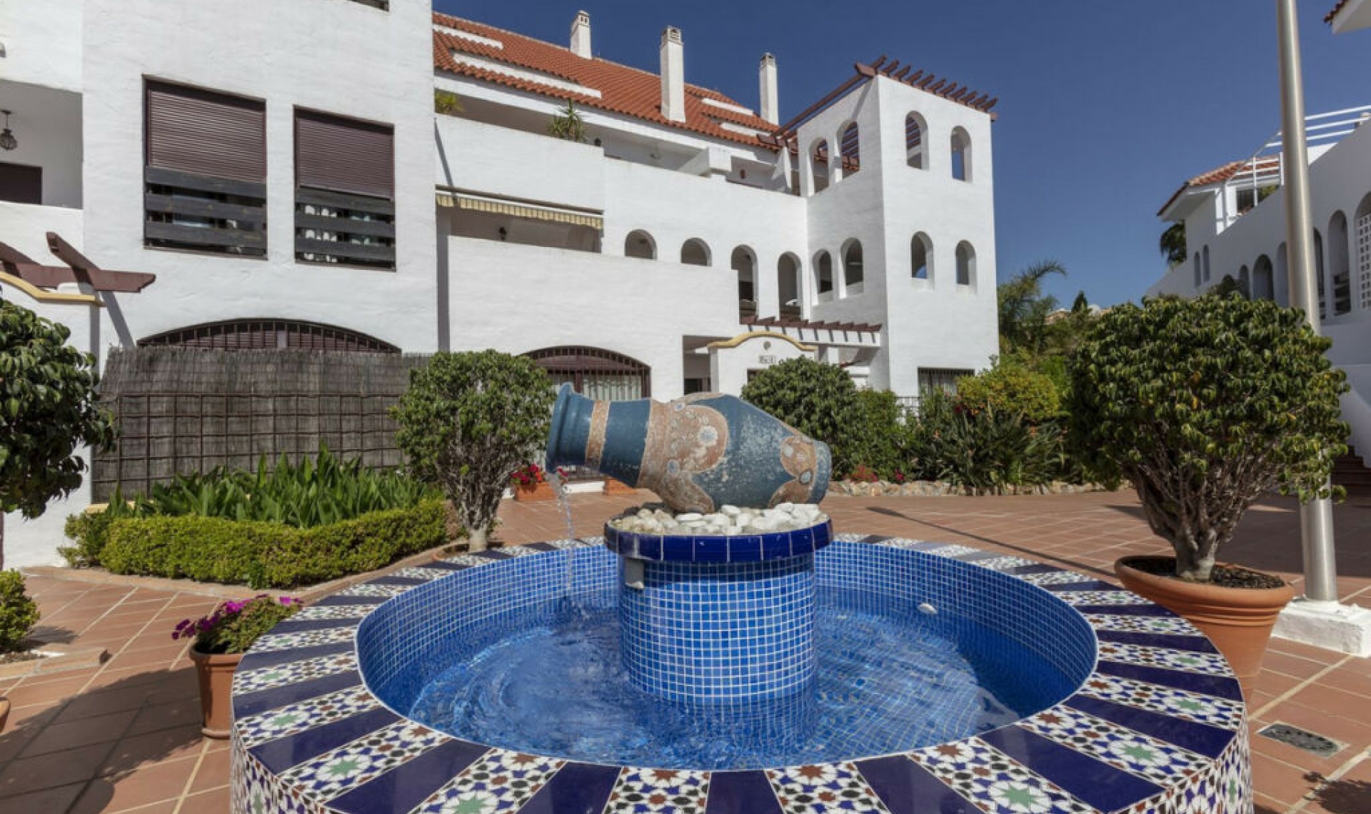 Resale - Apartment -
Nueva Andalucía