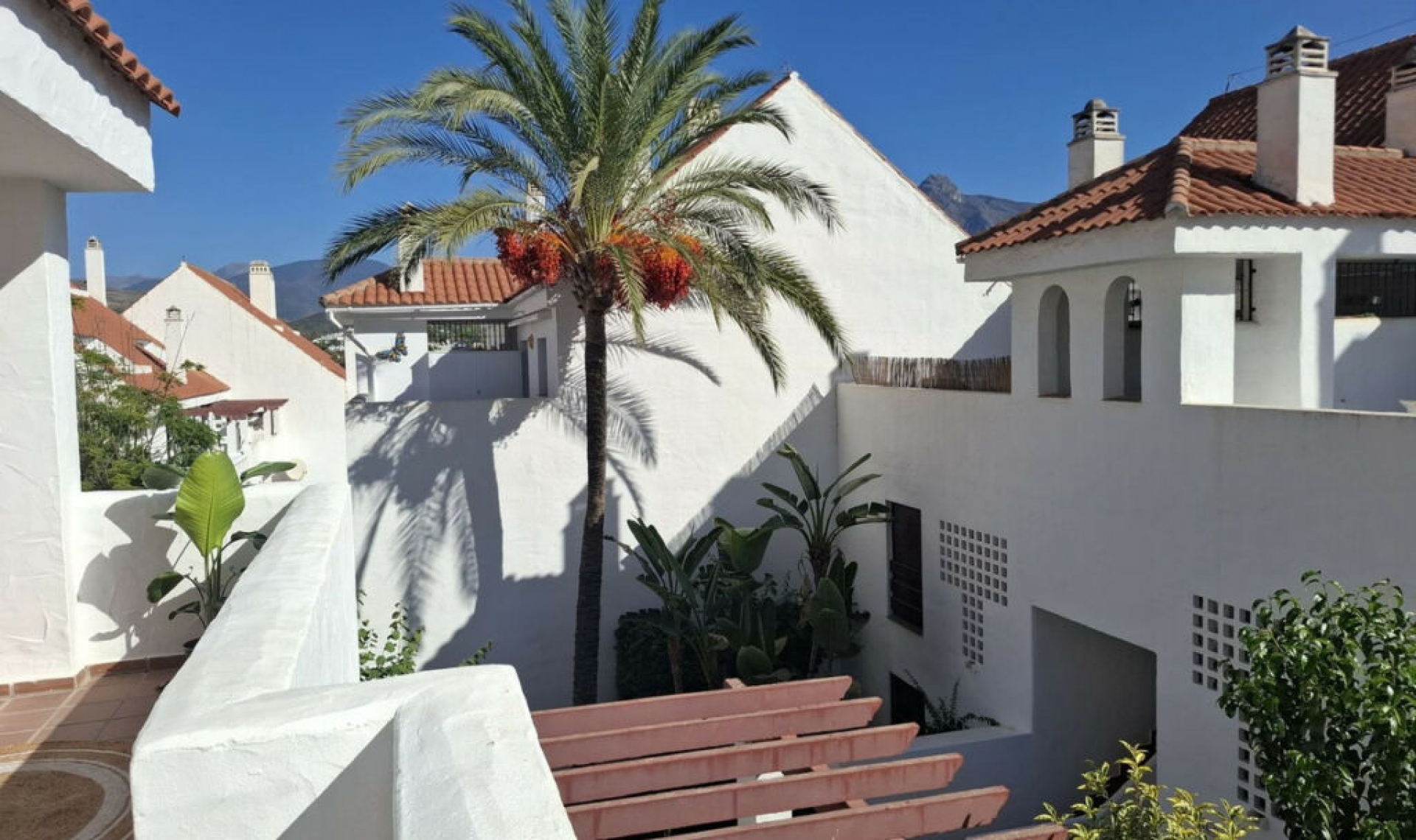 Resale - Apartment -
Nueva Andalucía