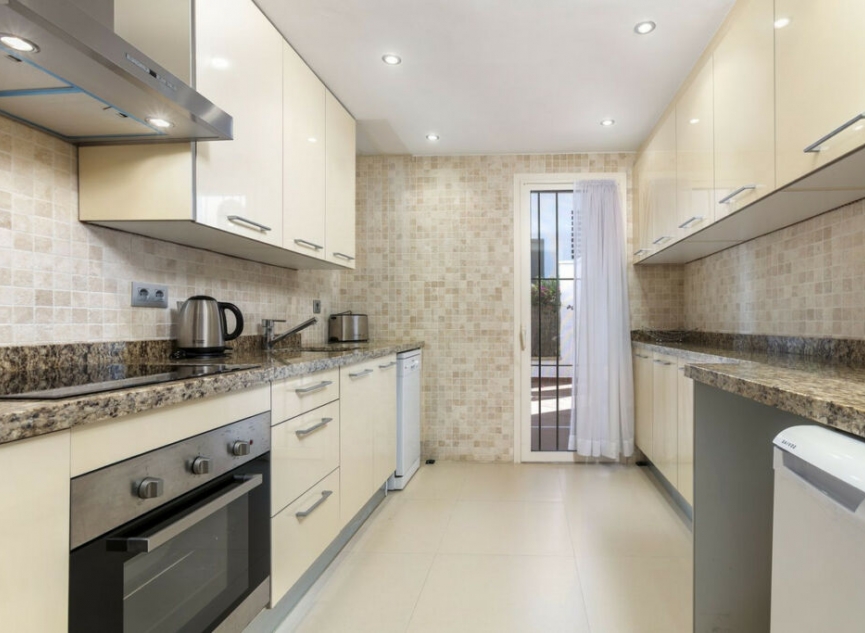 Resale - Apartment -
Nueva Andalucía