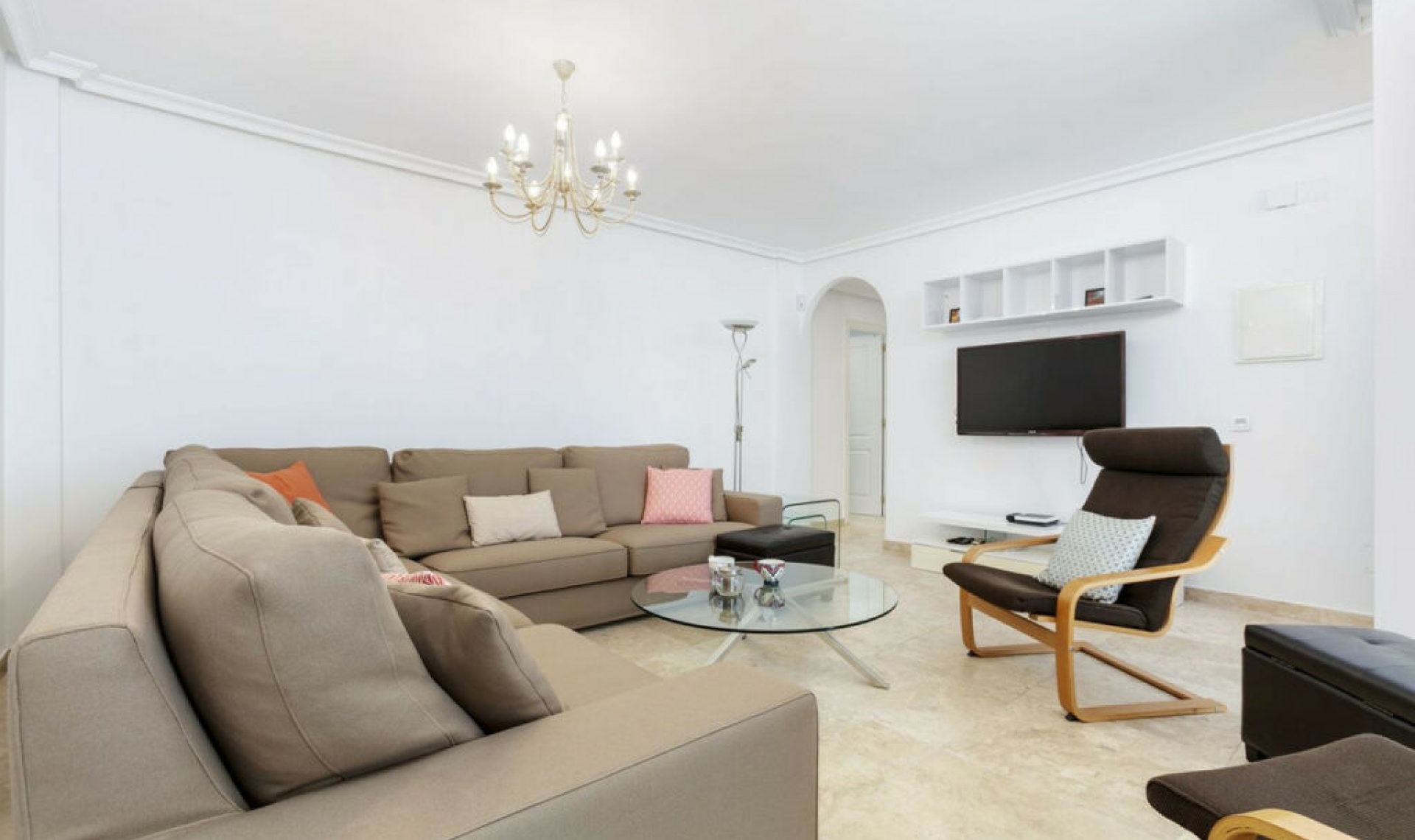 Resale - Apartment -
Nueva Andalucía
