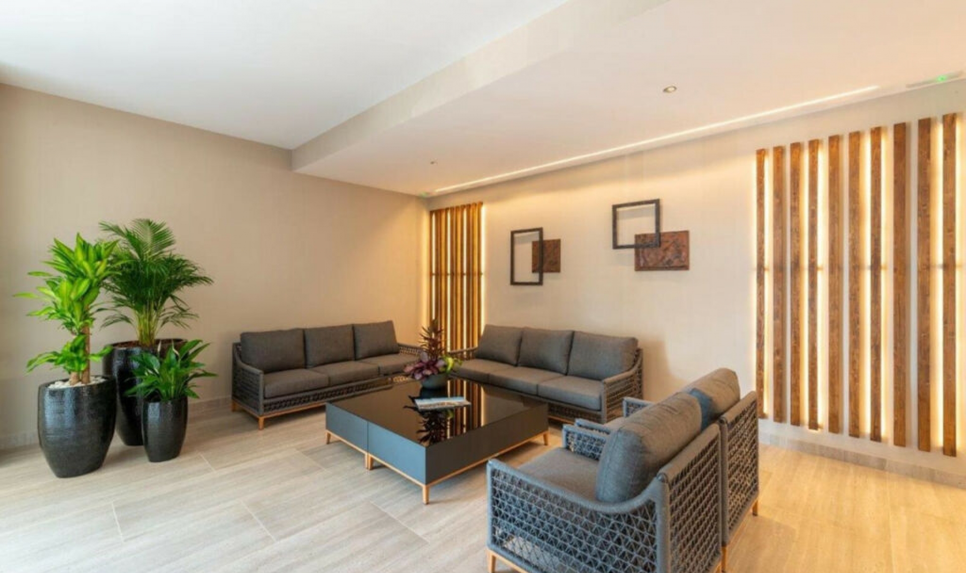 Resale - Apartment -
Nueva Andalucía