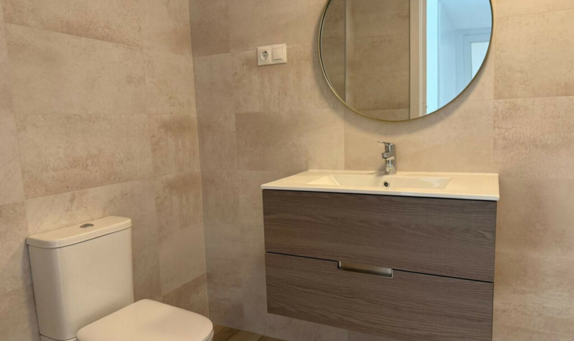 Resale - Apartment -
Nueva Andalucía