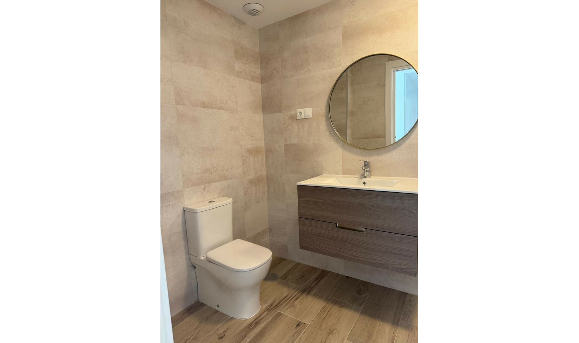 Resale - Apartment -
Nueva Andalucía