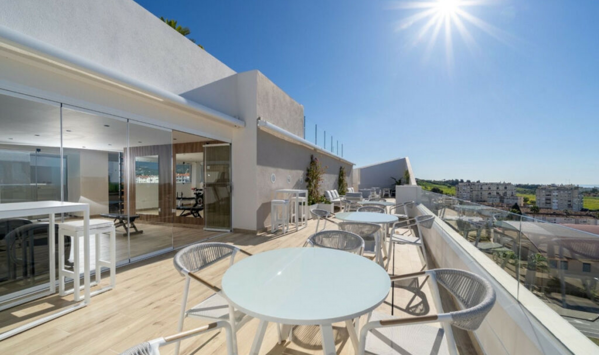 Resale - Apartment -
Nueva Andalucía