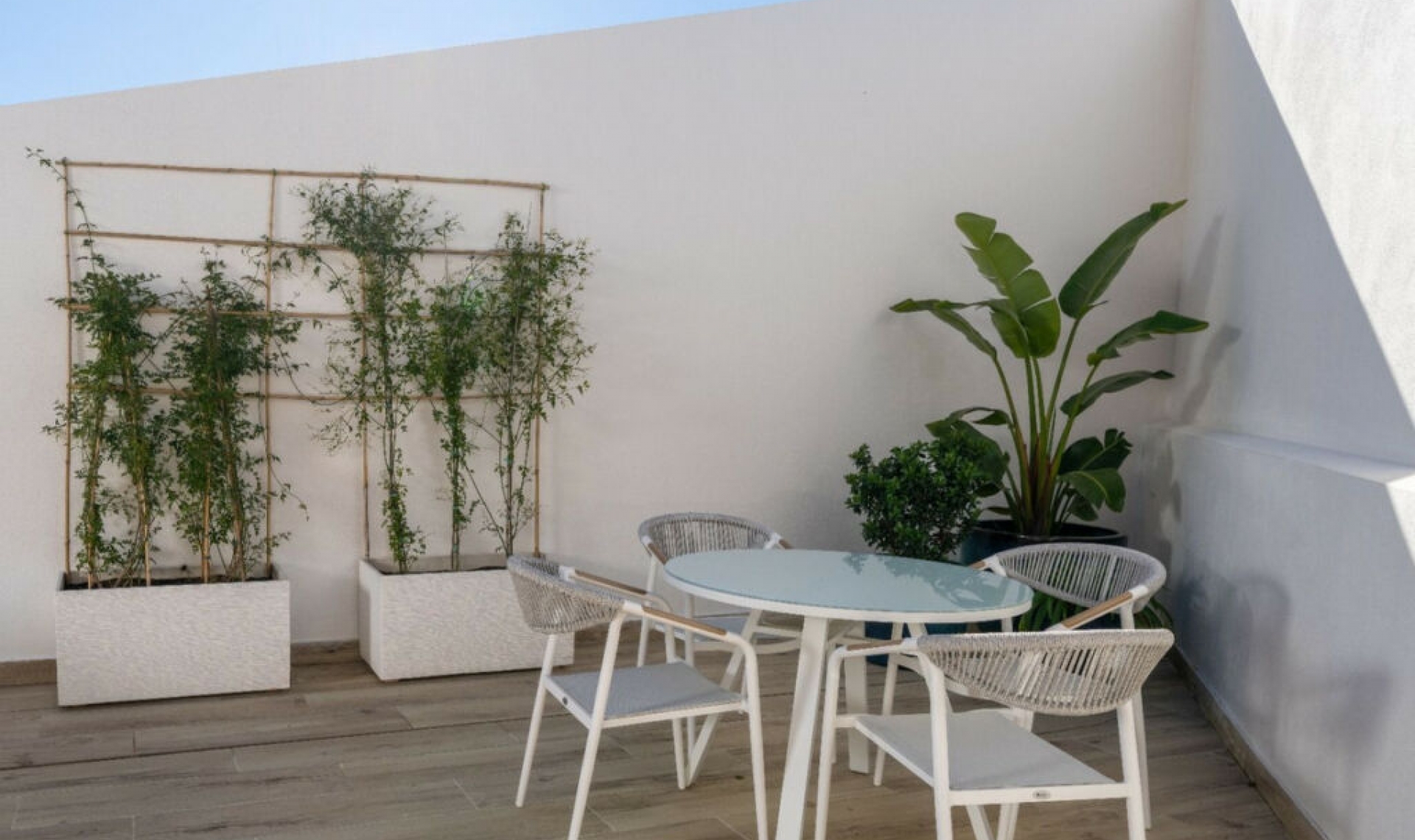 Resale - Apartment -
Nueva Andalucía