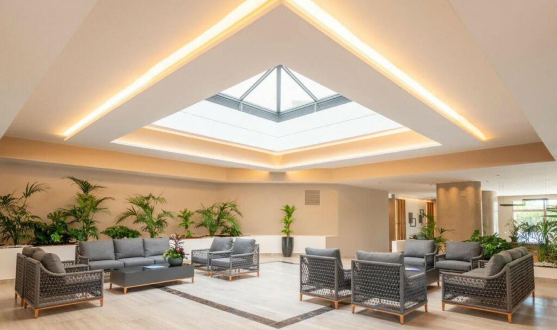 Resale - Apartment -
Nueva Andalucía