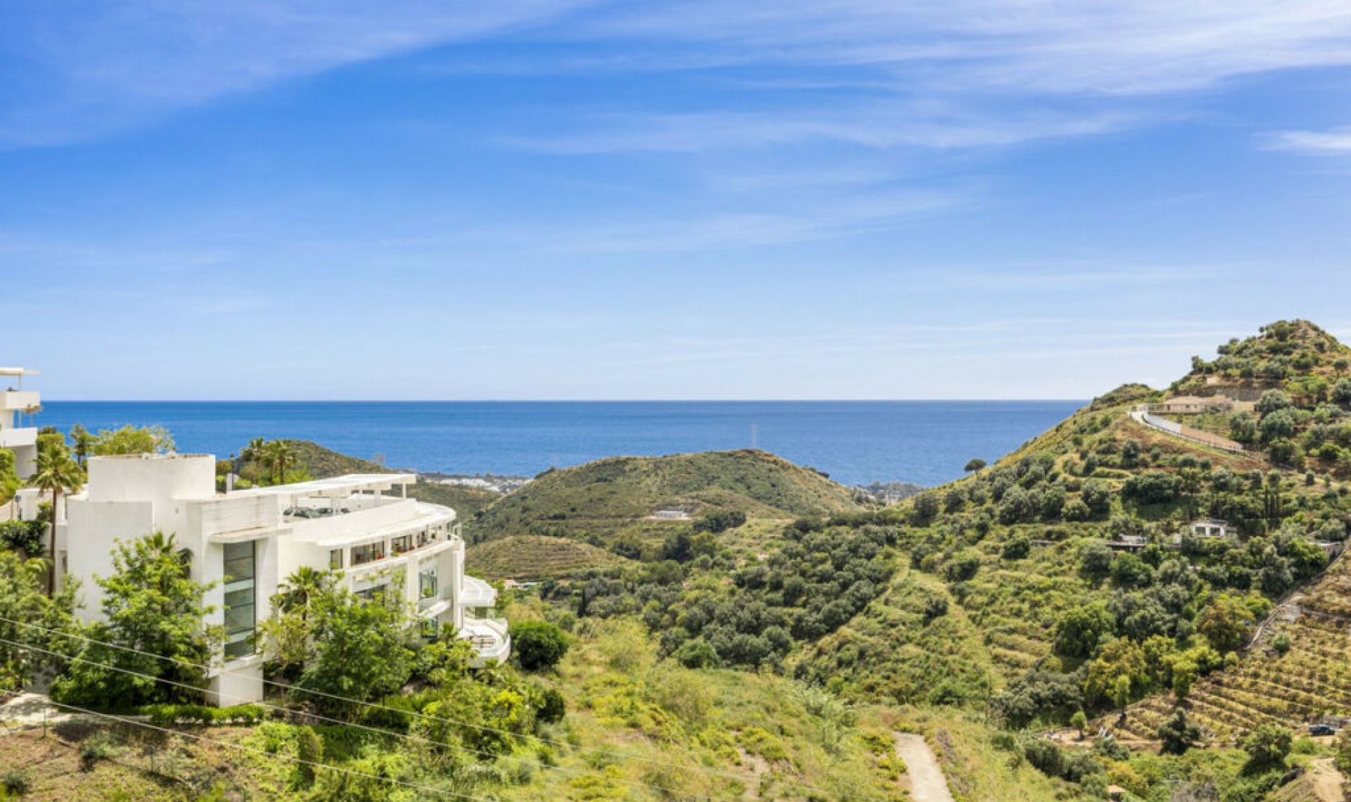 Resale - Apartment -
Ojén