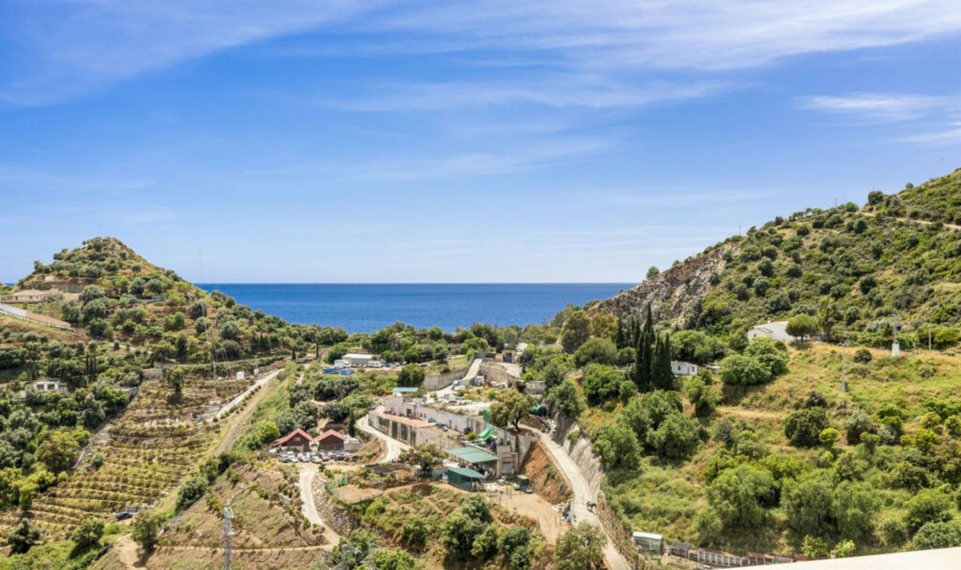 Resale - Apartment -
Ojén