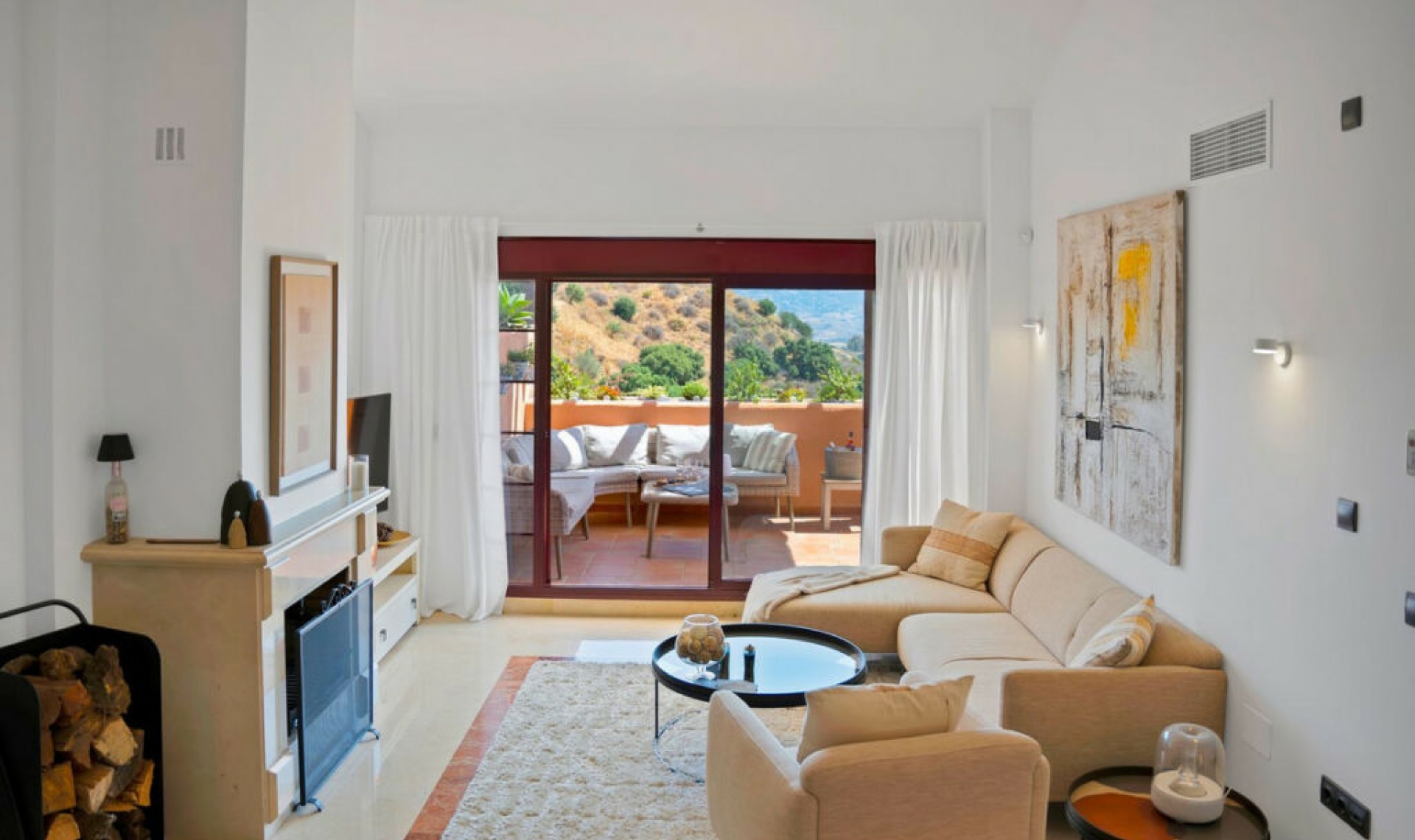 Resale - Apartment -
Ojén