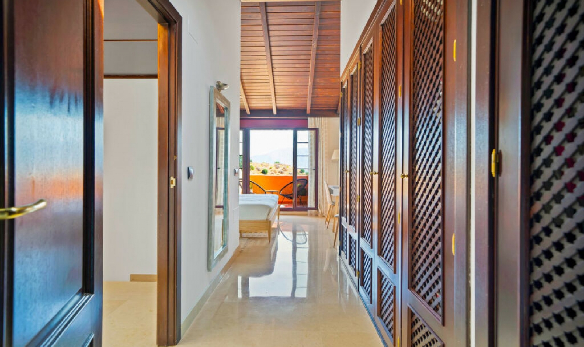 Resale - Apartment -
Ojén