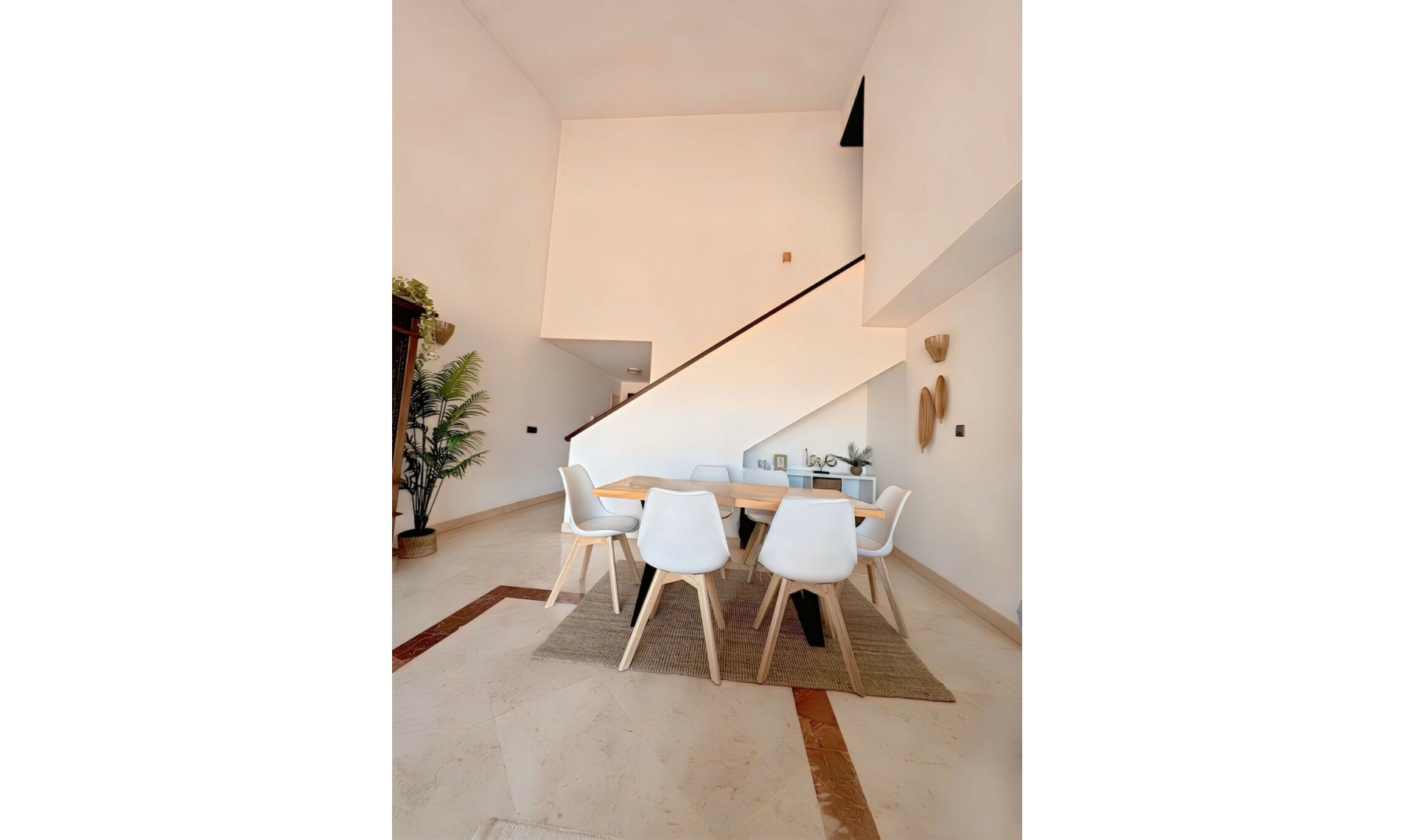 Resale - Apartment -
Ojén