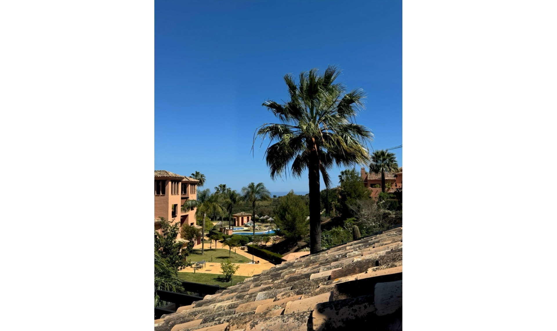 Resale - Apartment -
Ojén