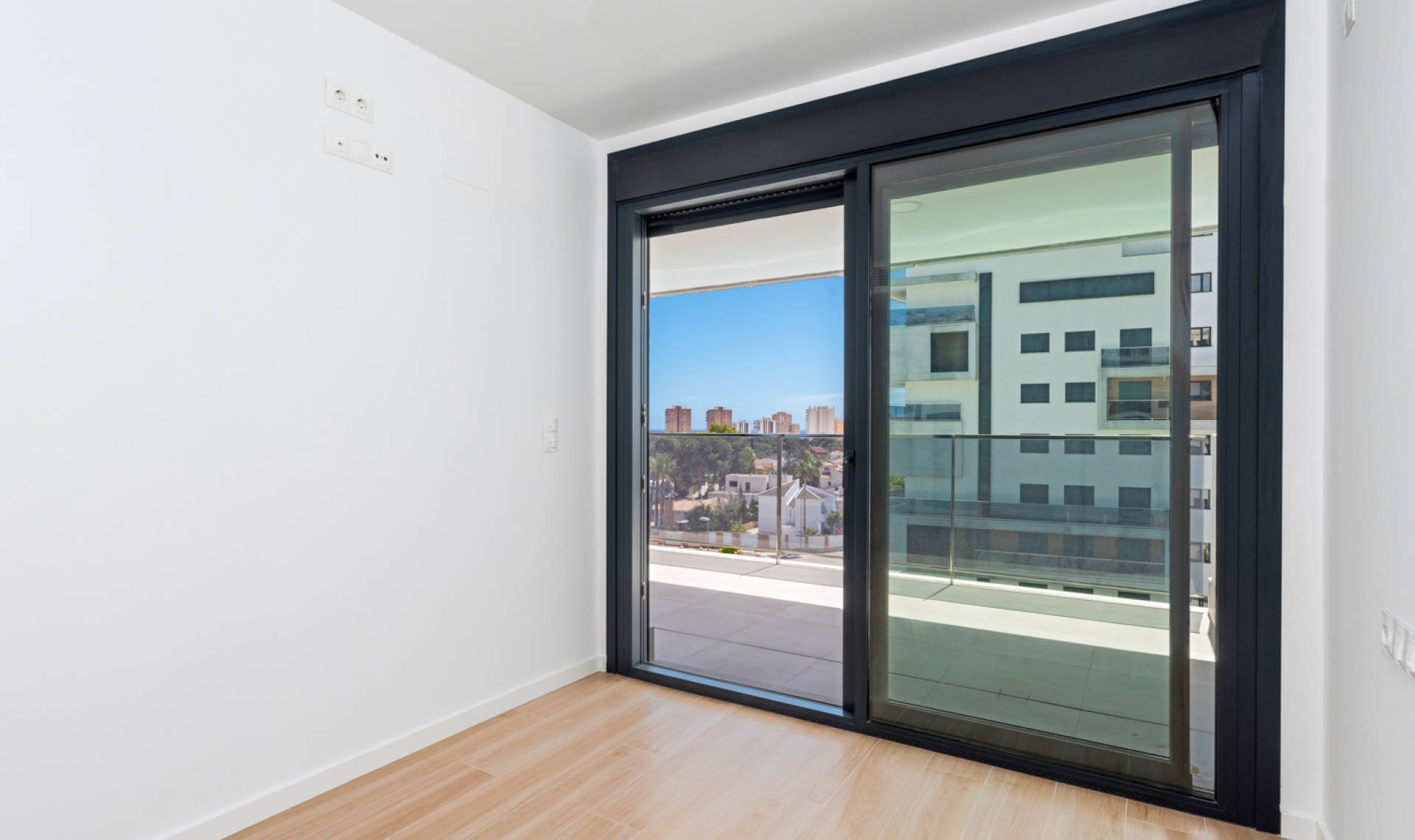 Resale - Apartment -
Orihuela Costa - Campoamor