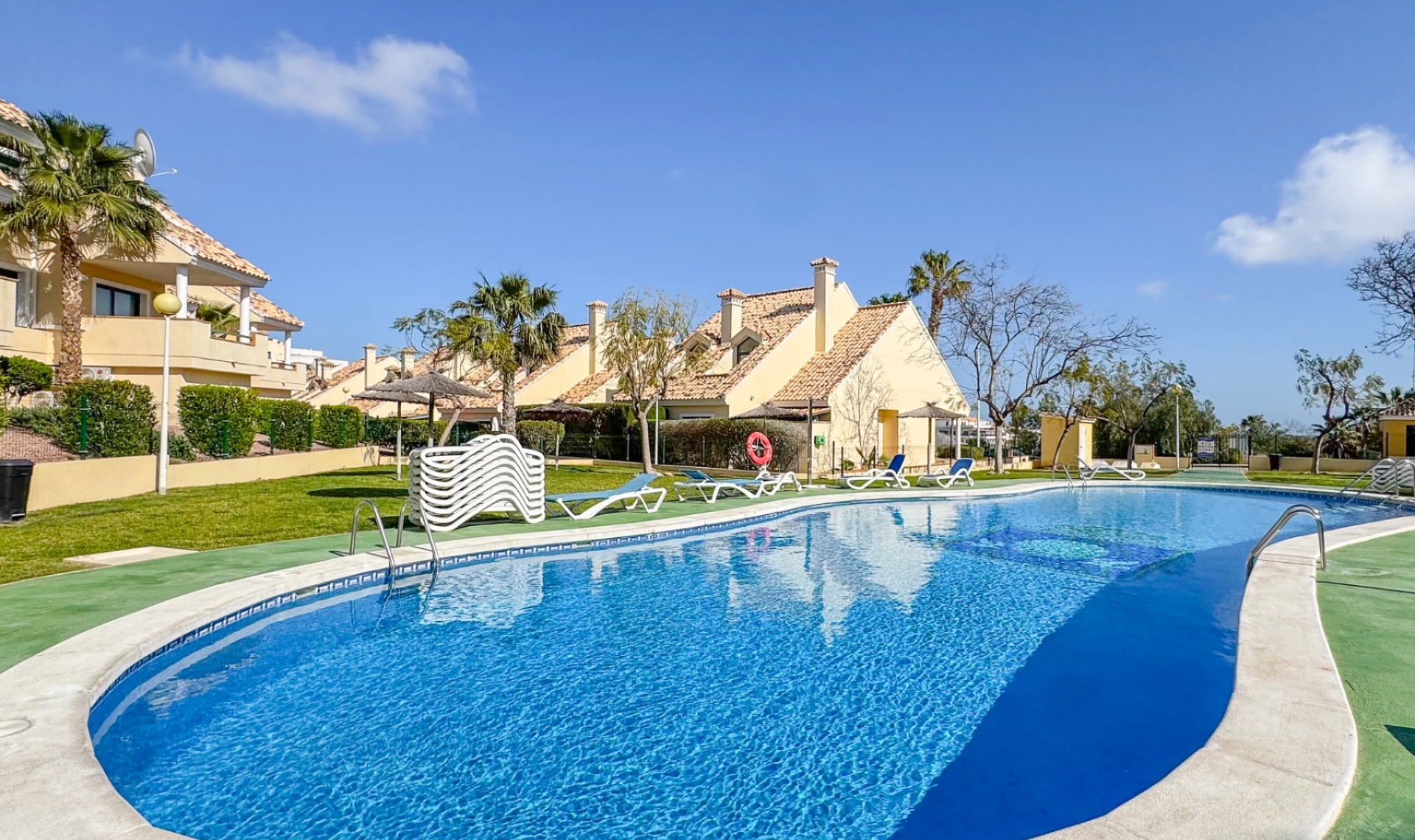 Resale - Apartment -
Orihuela Costa - Lomas de Campoamor