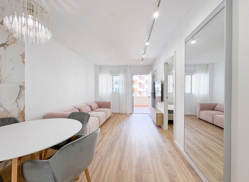 Resale - Apartment -
Orihuela Costa - Los Altos