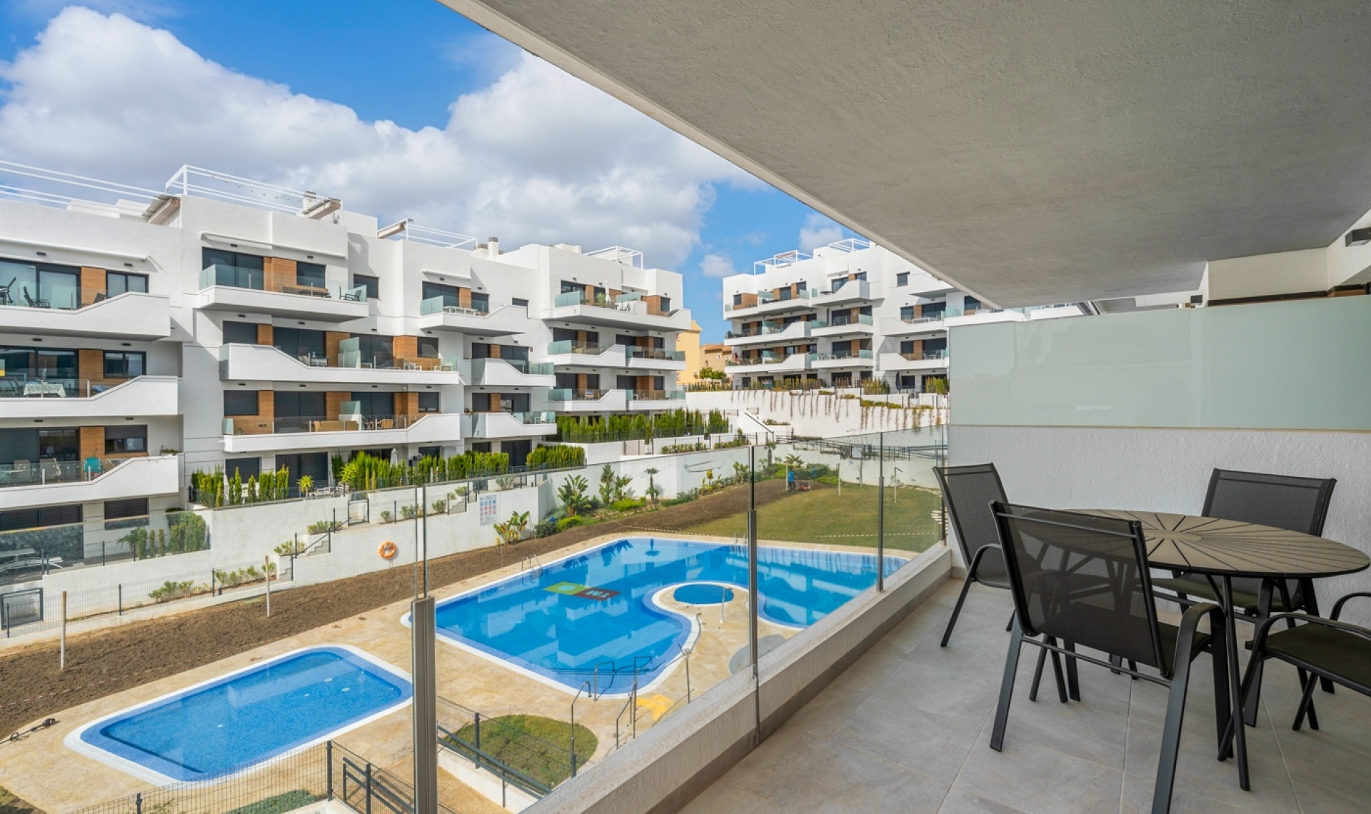 Resale - Apartment -
Orihuela Costa - Los Dolses