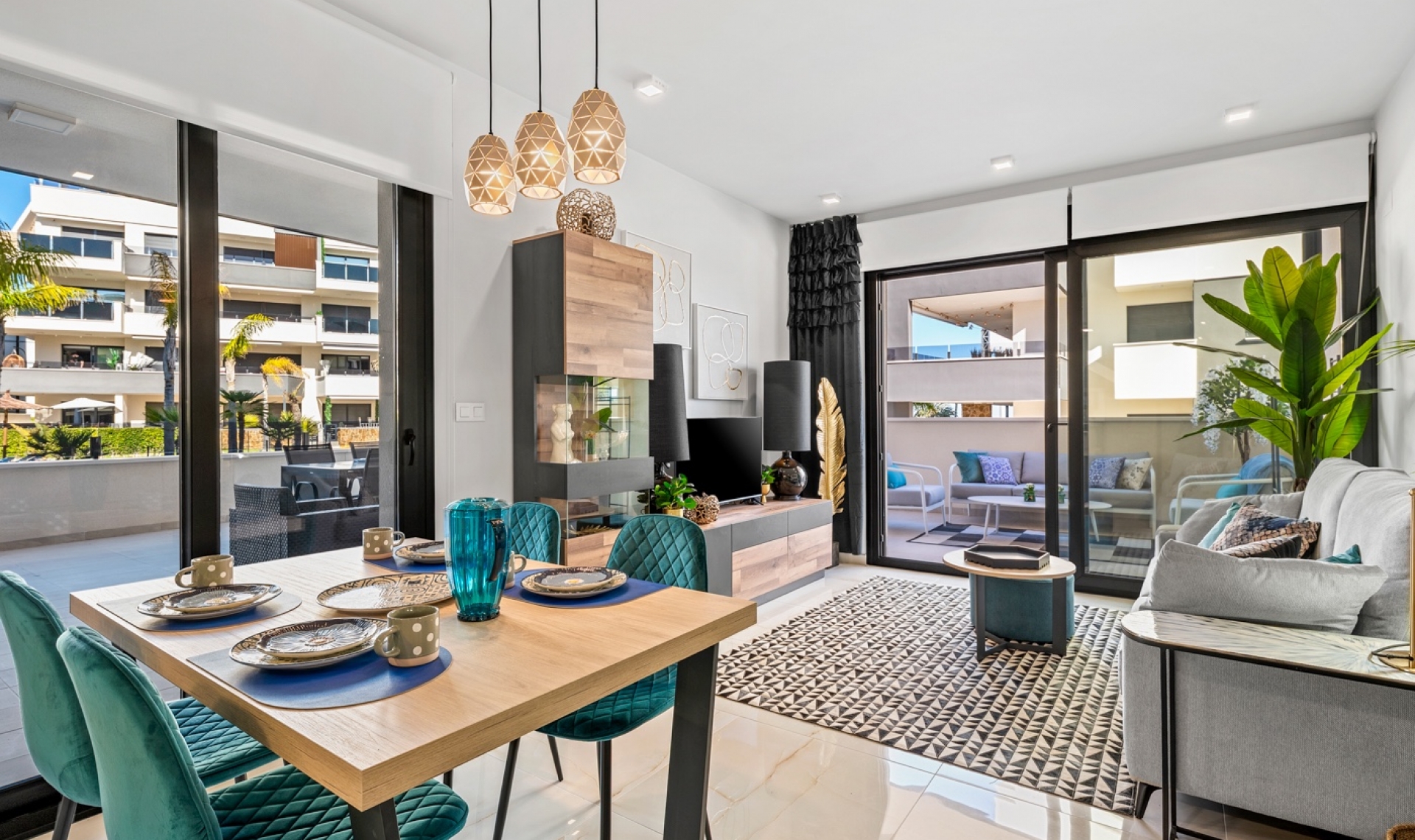 Resale - Apartment -
Orihuela Costa - Playa Flamenca