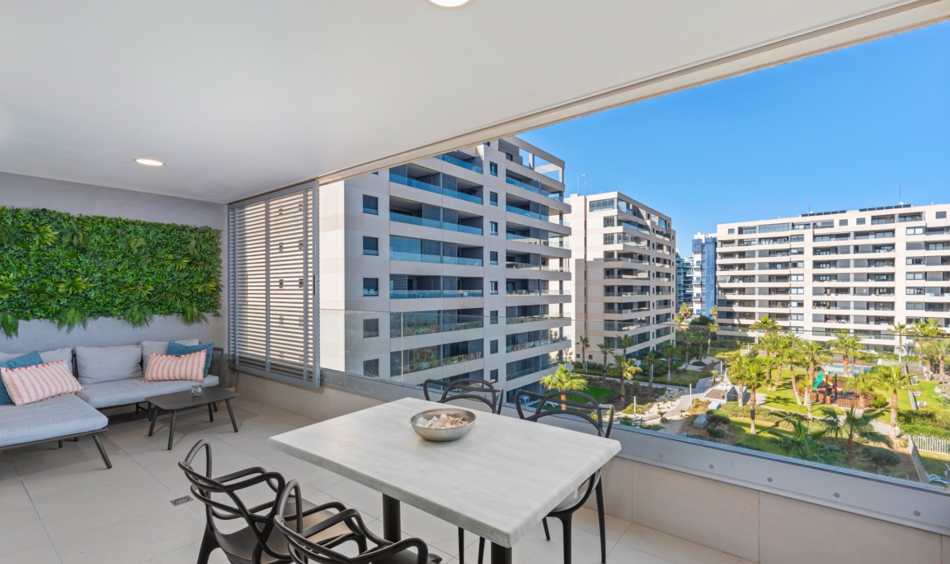 Resale - Apartment -
Orihuela Costa - Punta Prima